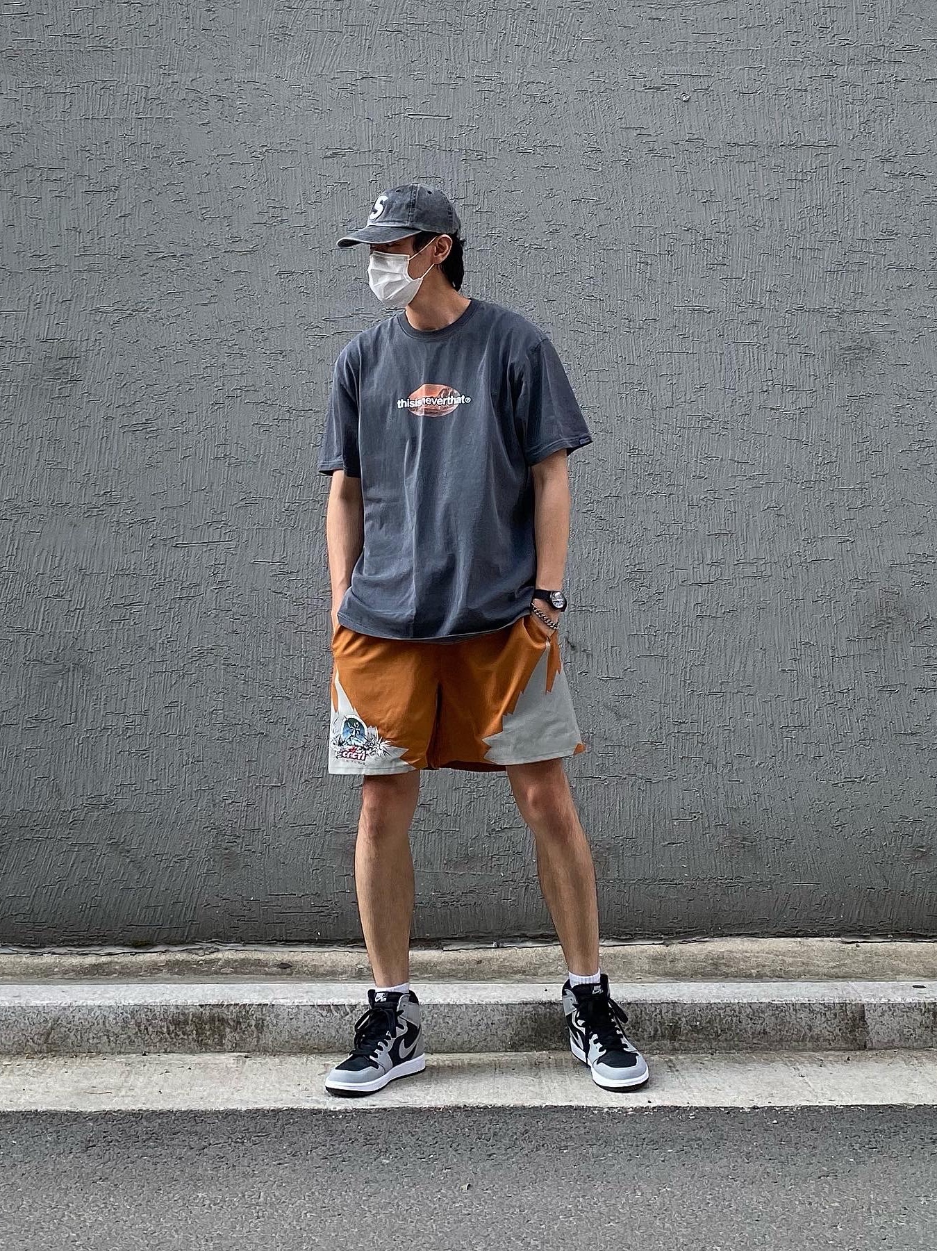 Jordan 1 Retro High OG Shadow 2.0, Supreme Pigment Print S Logo 6-Panel Black - 20SS 착용 스타일 - 1