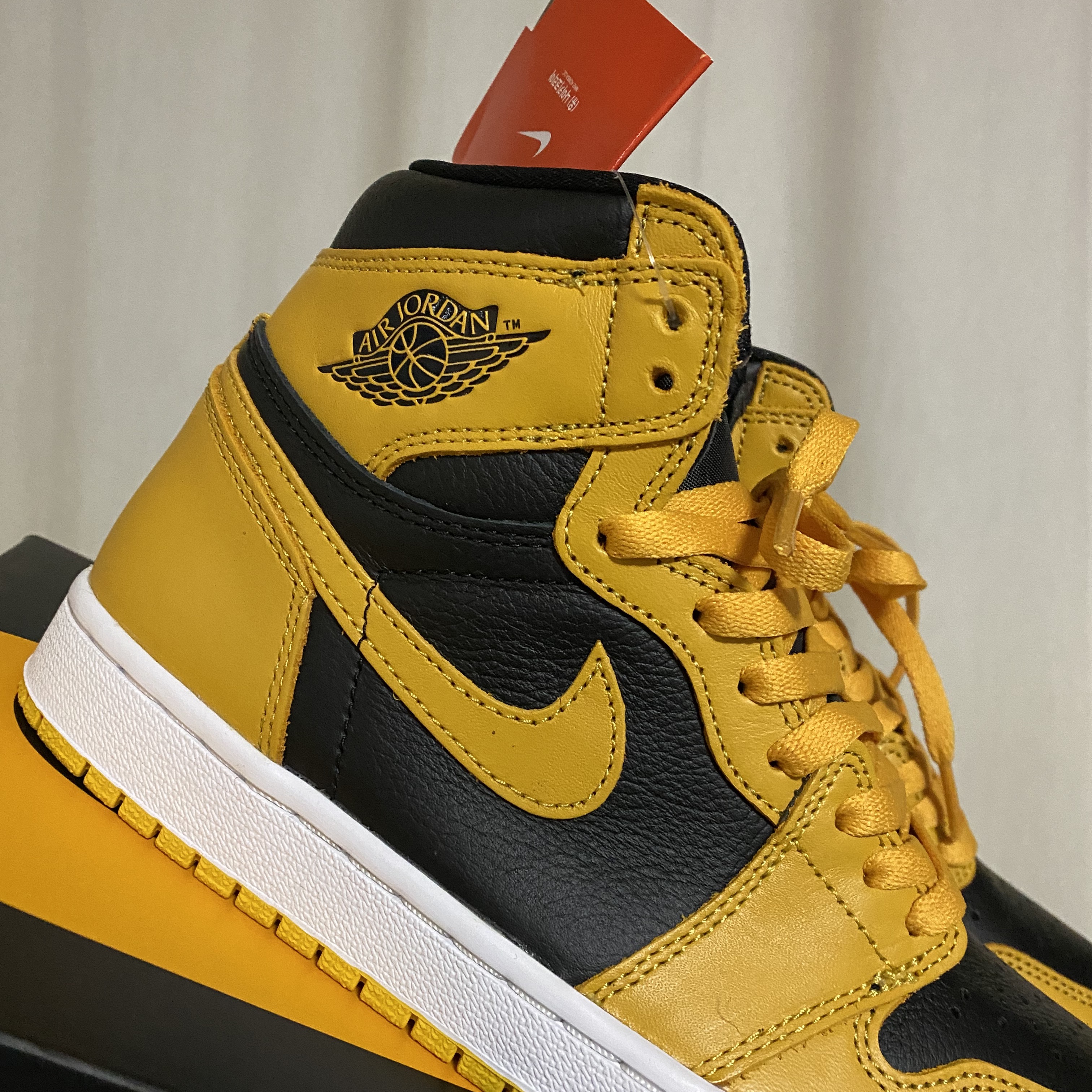 Jordan 1 Retro High OG Pollen 착용 스타일 - 3