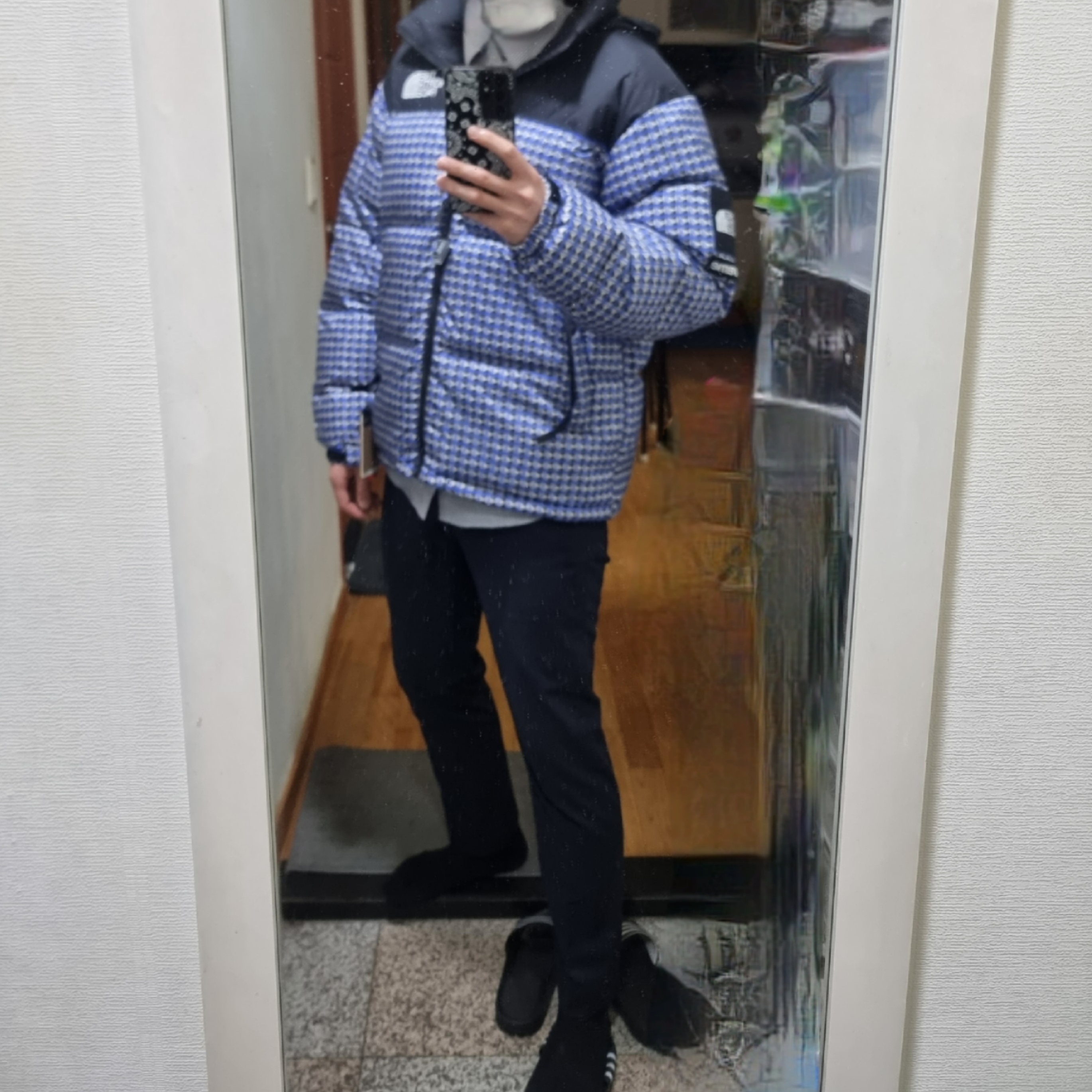 Supreme x The North Face Studded Nuptse Jacket Royal - 21SS 착용 스타일