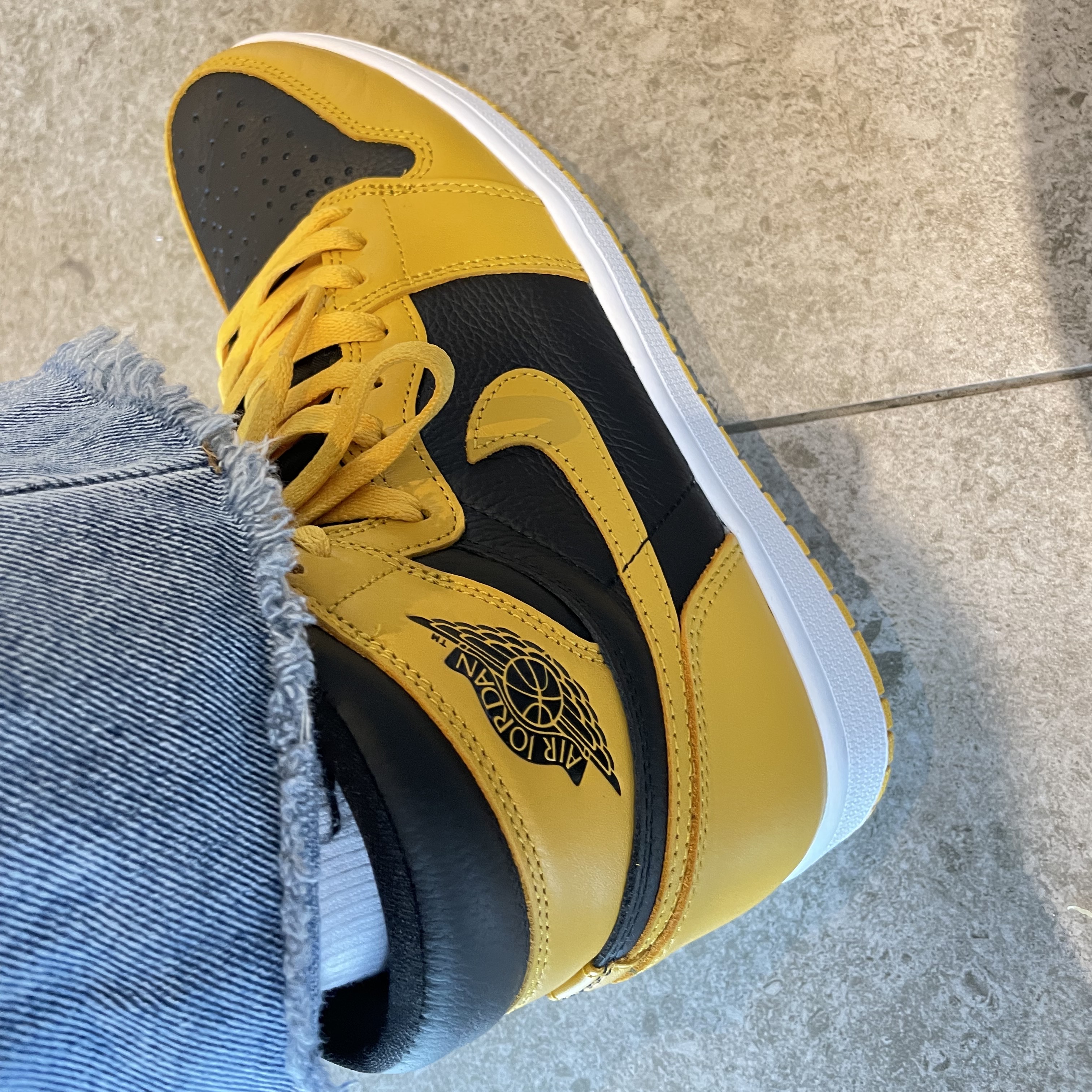 Jordan 1 Retro High OG Pollen 착용 스타일 - 2