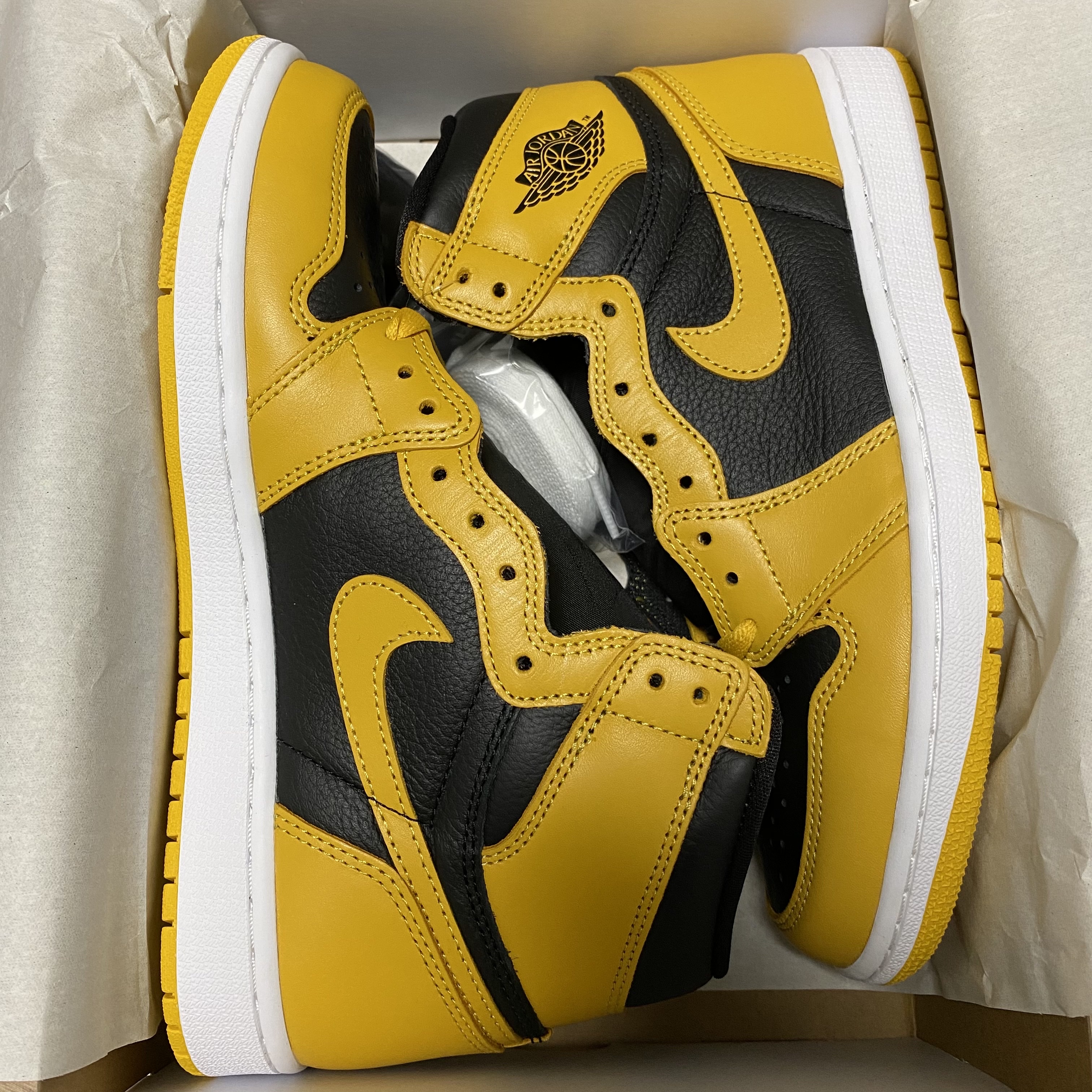 Jordan 1 Retro High OG Pollen 착용 스타일 - 1
