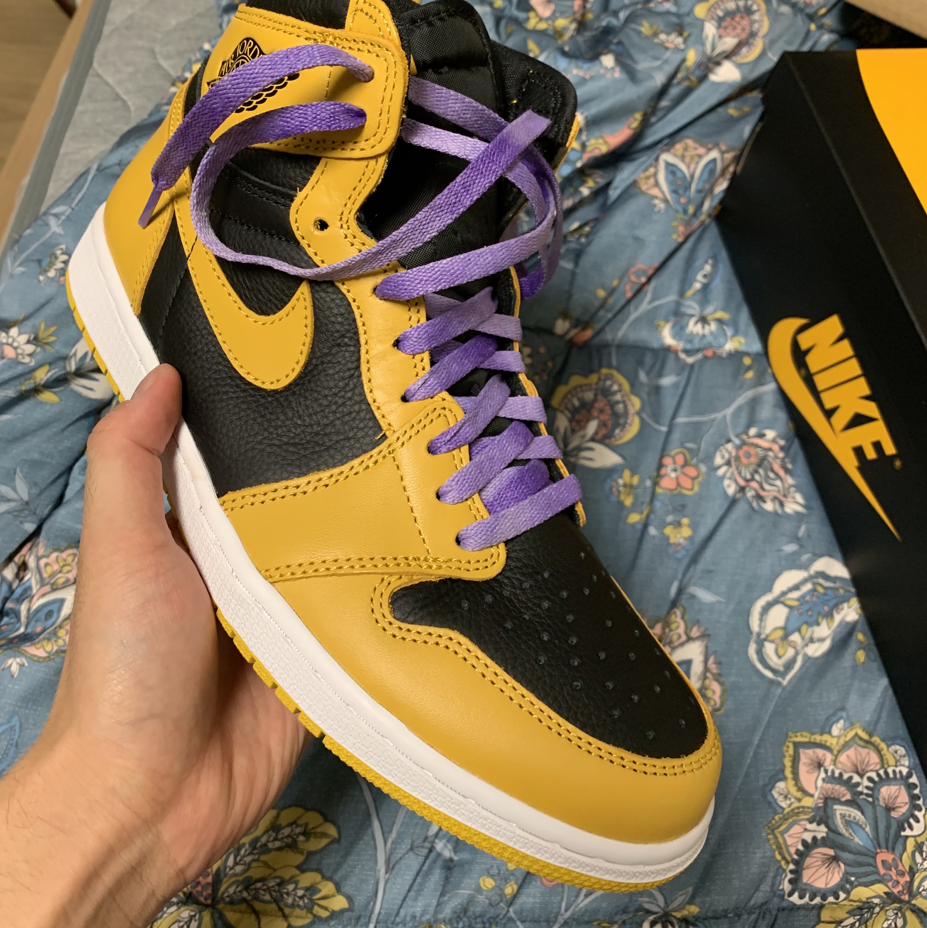 Jordan 1 Retro High OG Pollen 착용 스타일 - 2