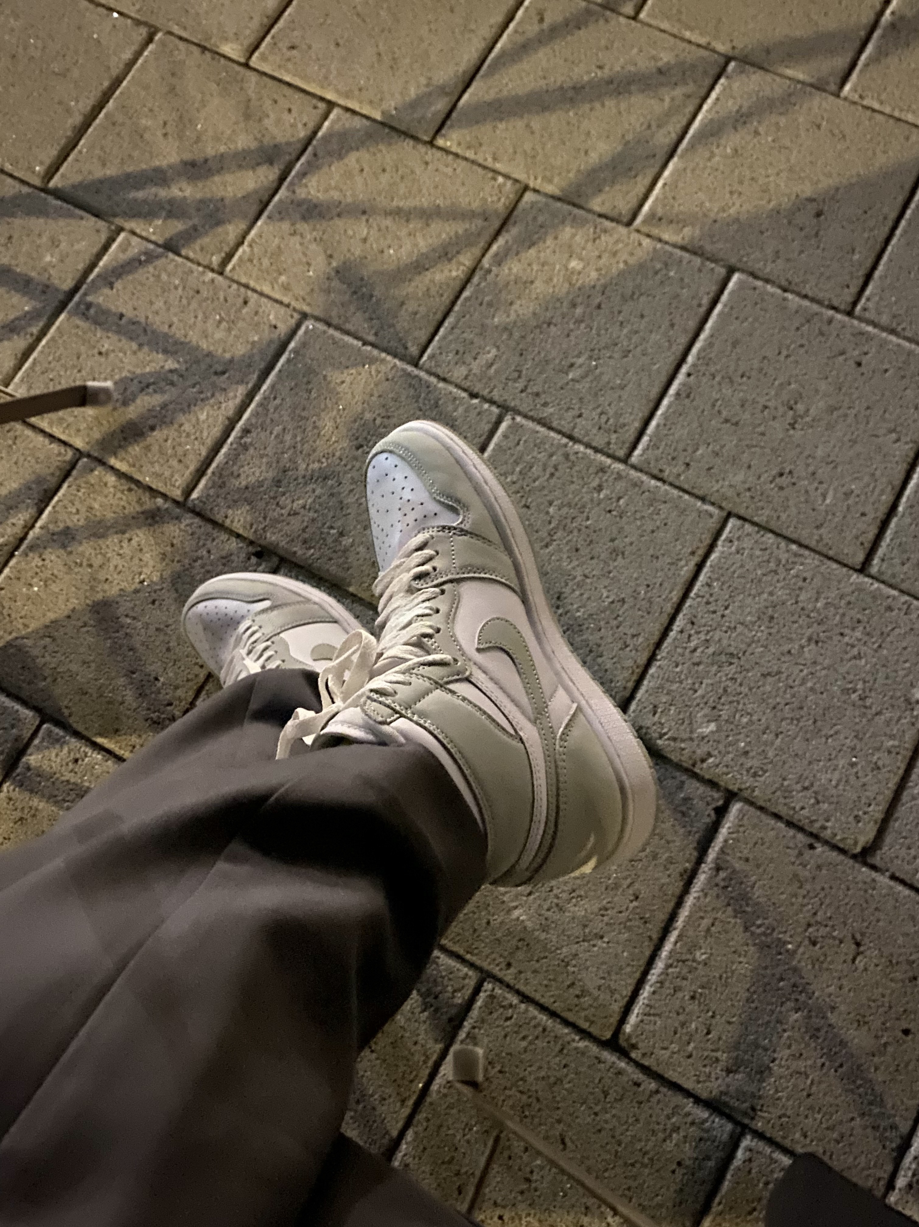 (W) Jordan 1 Retro High OG Seafoam 착용 스타일 - 2