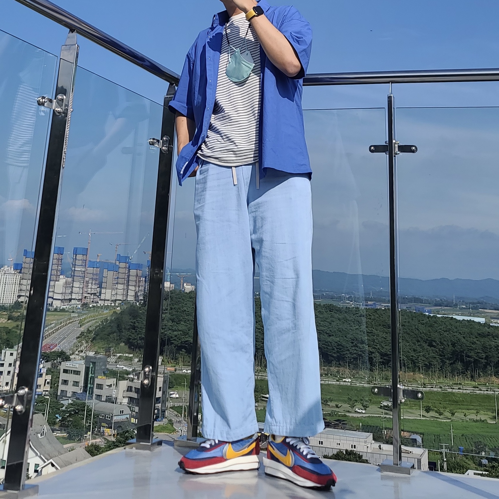 Nike x Sacai LDWaffle Blue Multi 착용 스타일