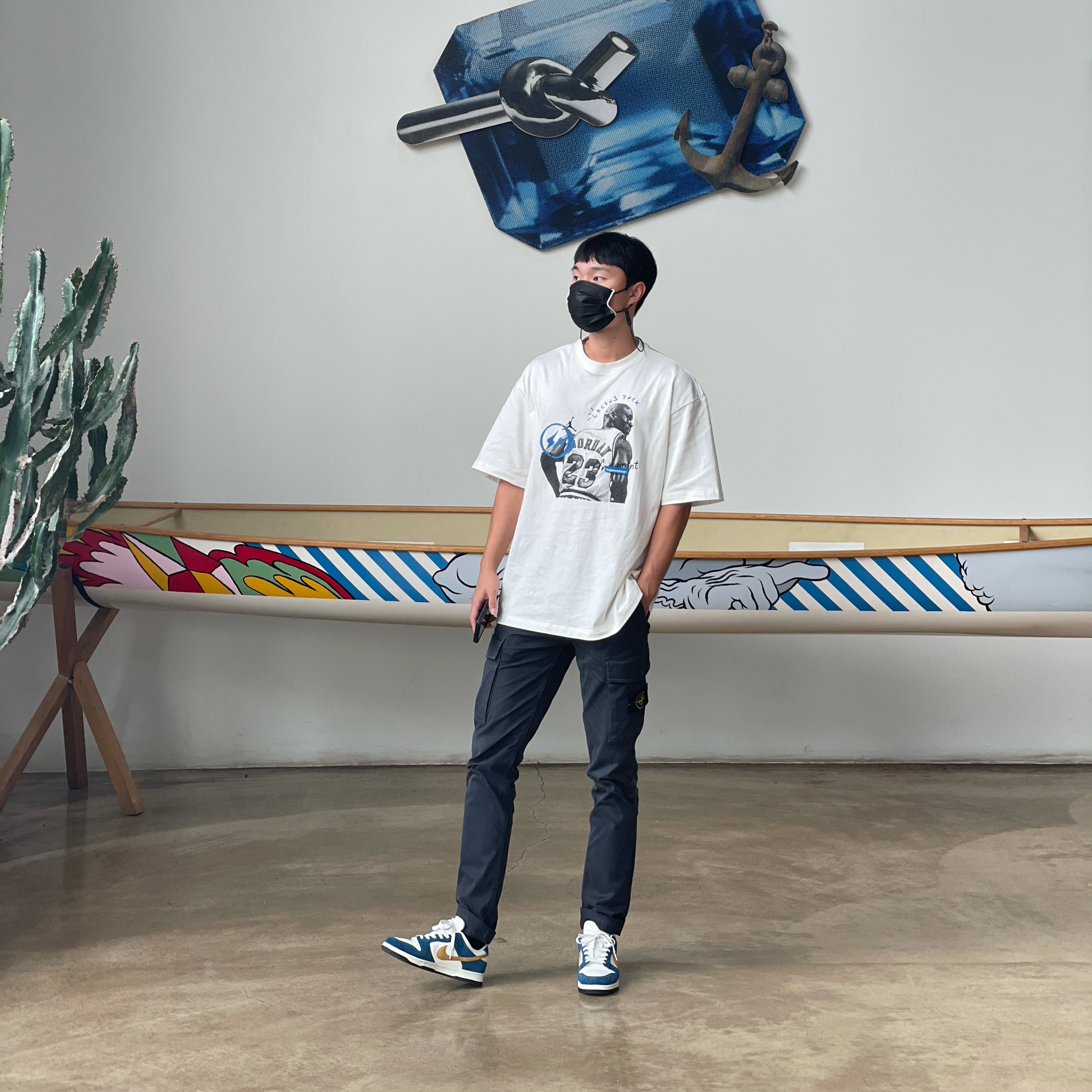 Nike x Kasina Dunk Low 80's Bus, Jordan x Travis Scott x Fragment T-Shirt Sail (DJ0619-133) 착용 스타일 - 3