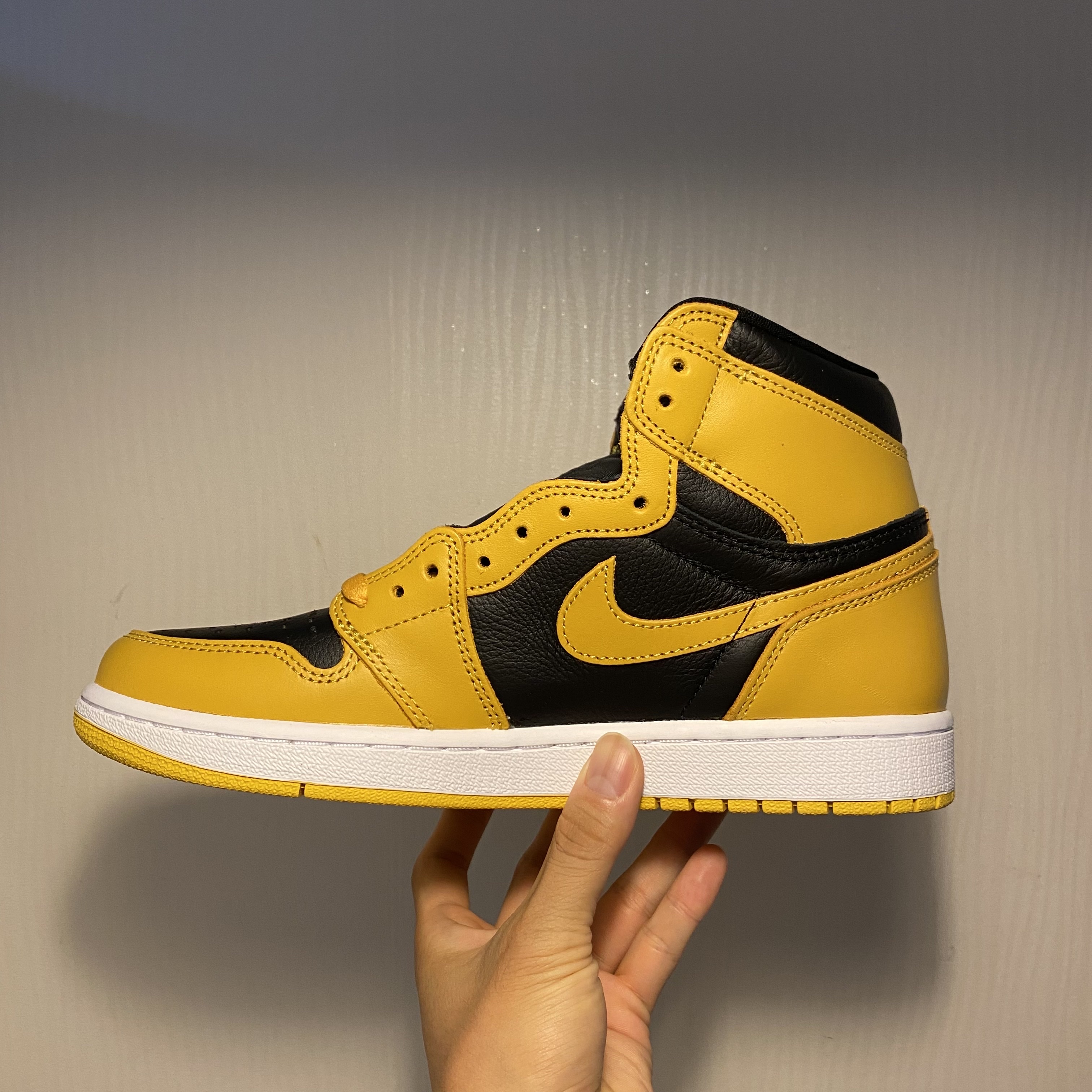 Jordan 1 Retro High OG Pollen 착용 스타일 - 4