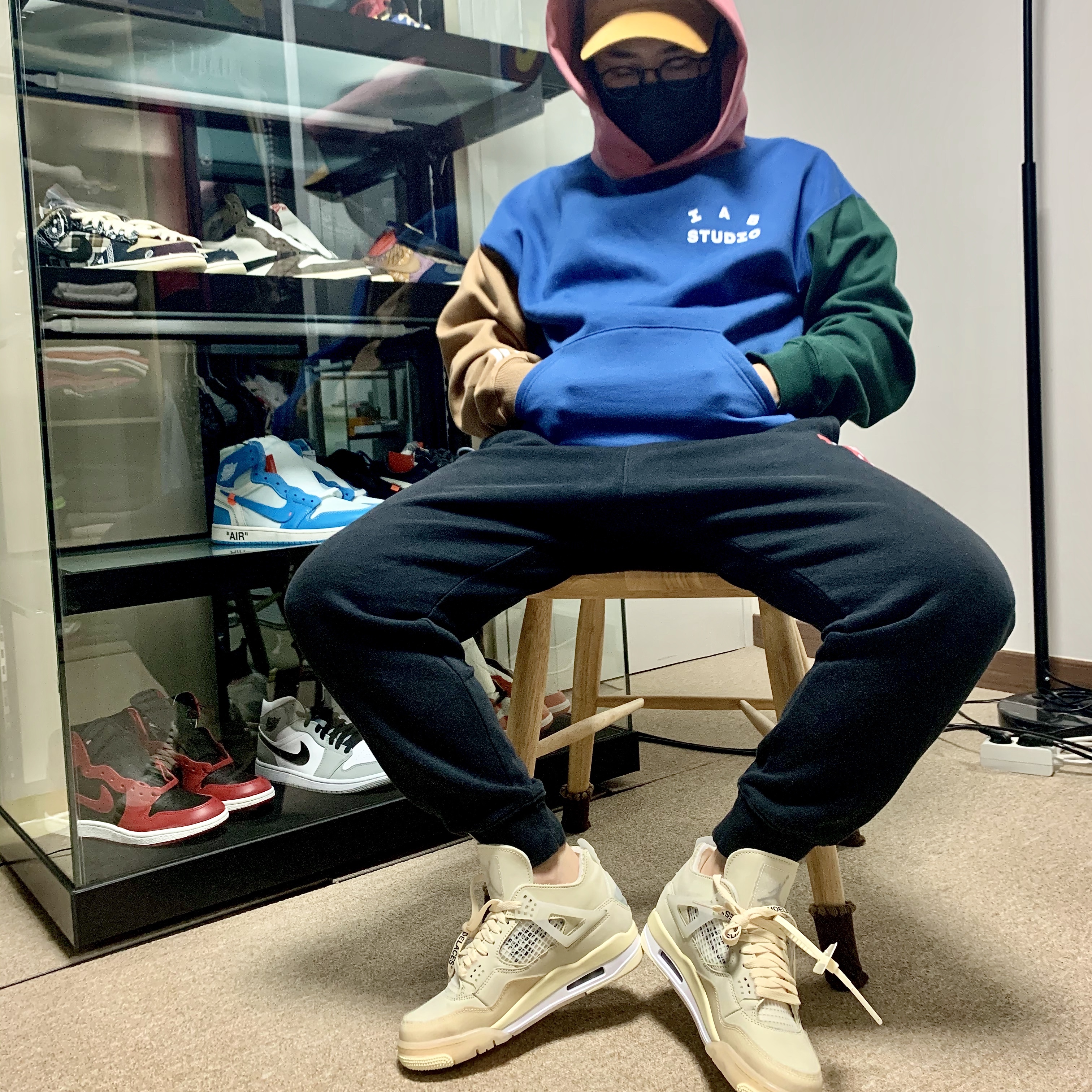 (W) Jordan 4 x Off-White Retro SP Sail 착용 스타일