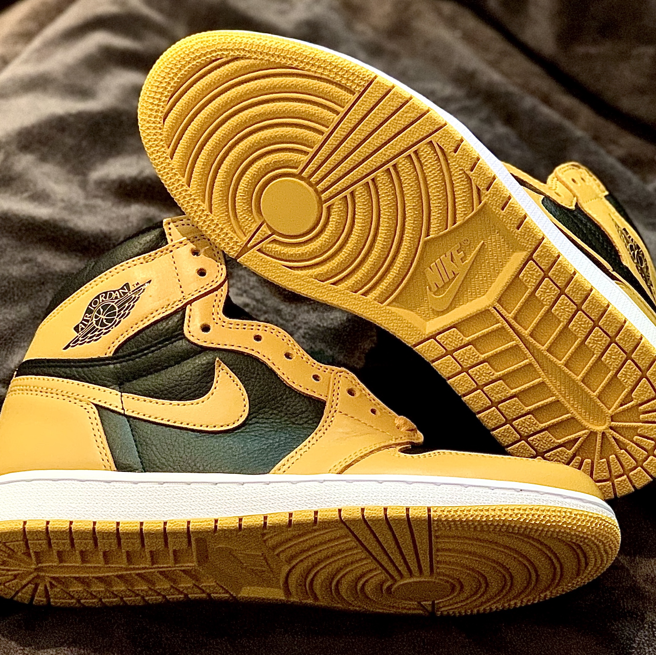 Jordan 1 Retro High OG Pollen 착용 스타일 - 2