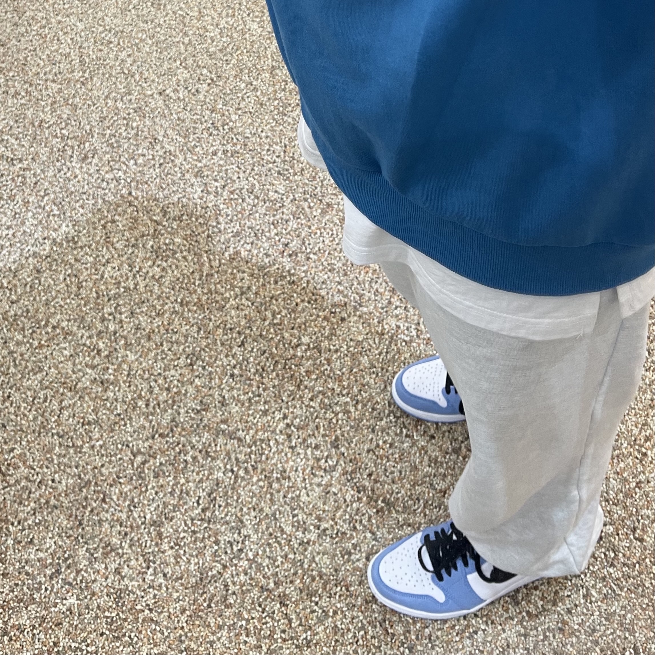 Jordan 1 Retro High OG University Blue 착용 스타일