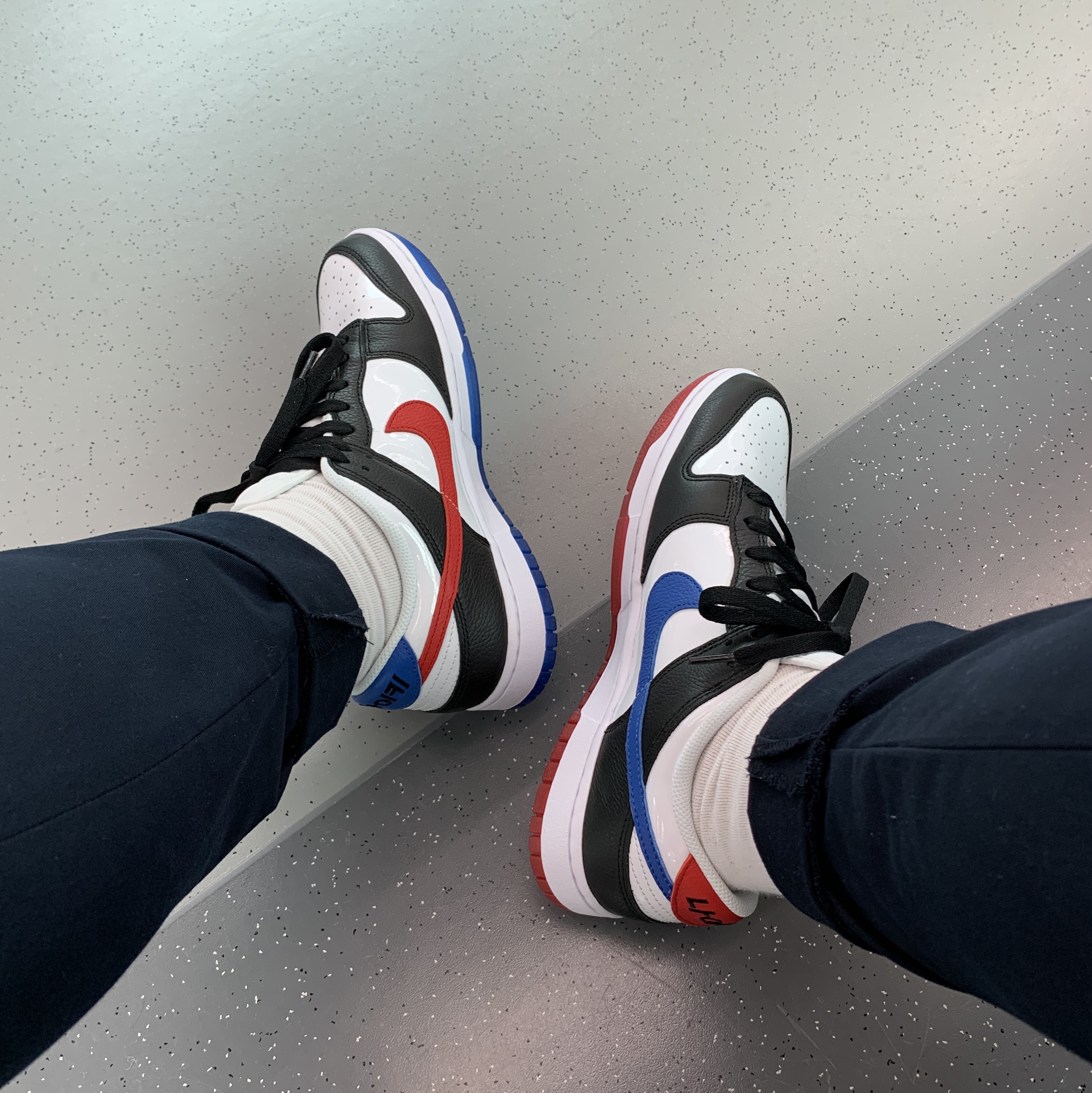 Nike Dunk Low SE Seoul 착용 스타일 - 2