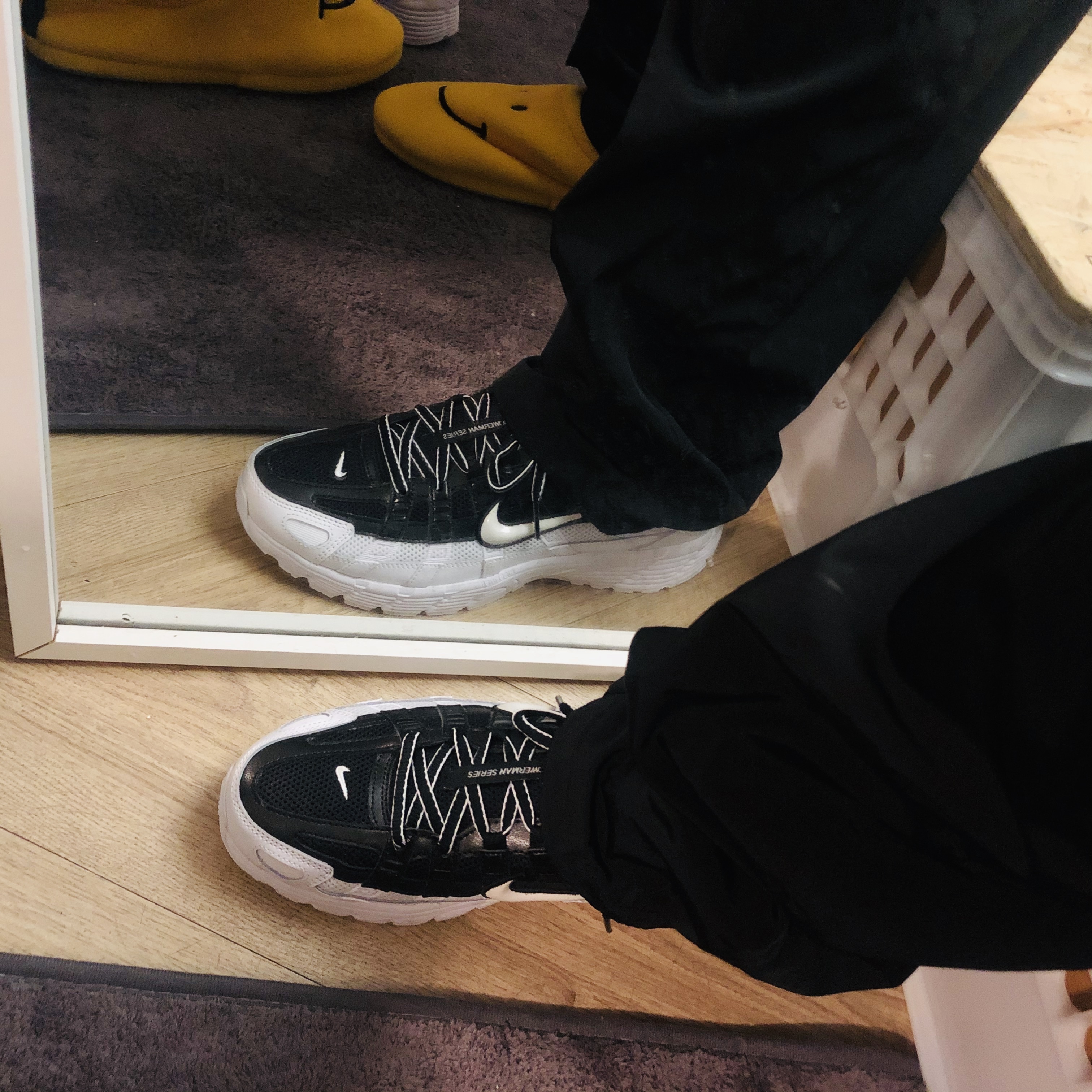 (W) Nike P-6000 Black White 착용 스타일 - 2