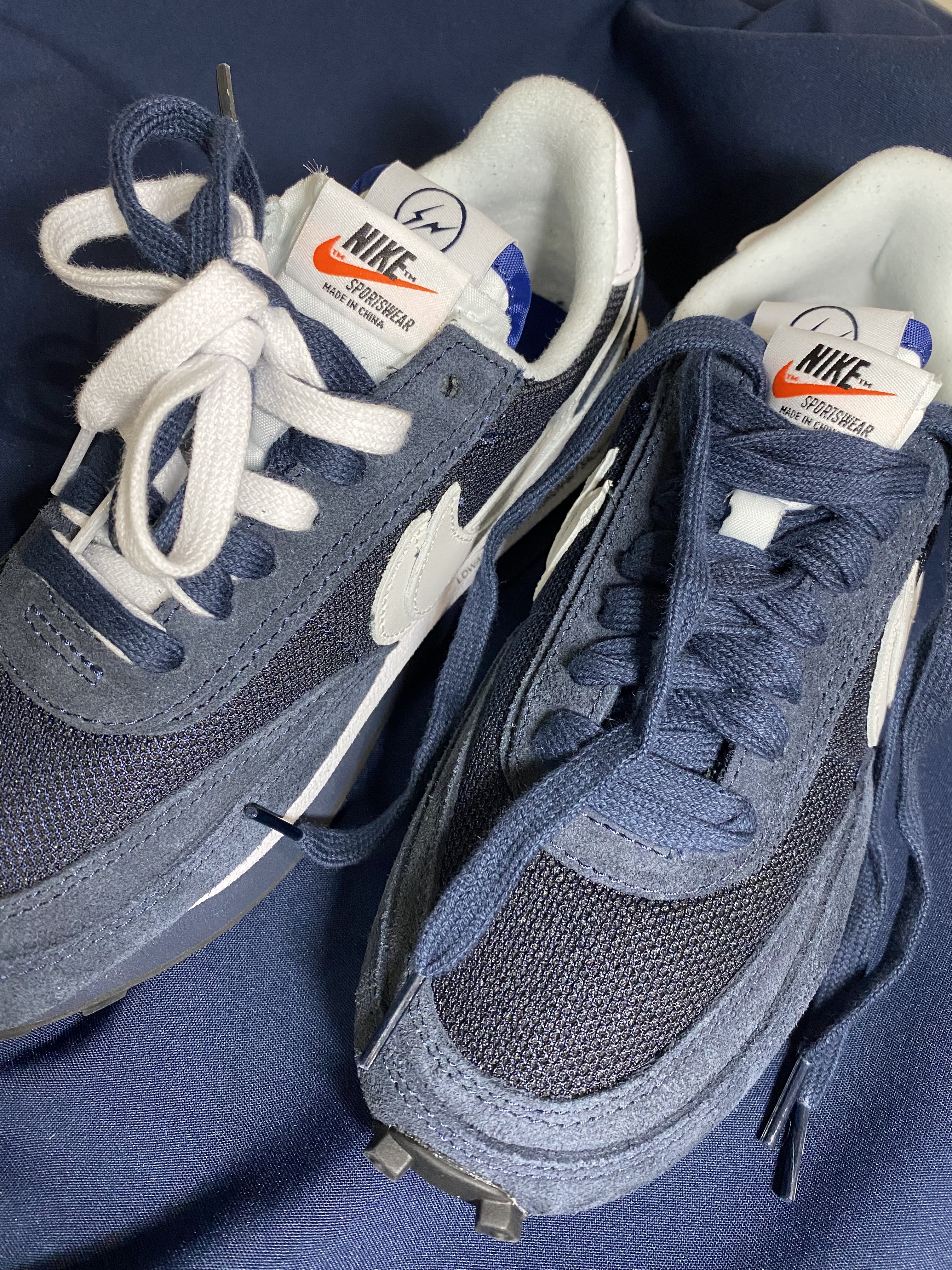 Nike x Sacai x Fragment LDWaffle Blackened Blue 착용 스타일 - 3