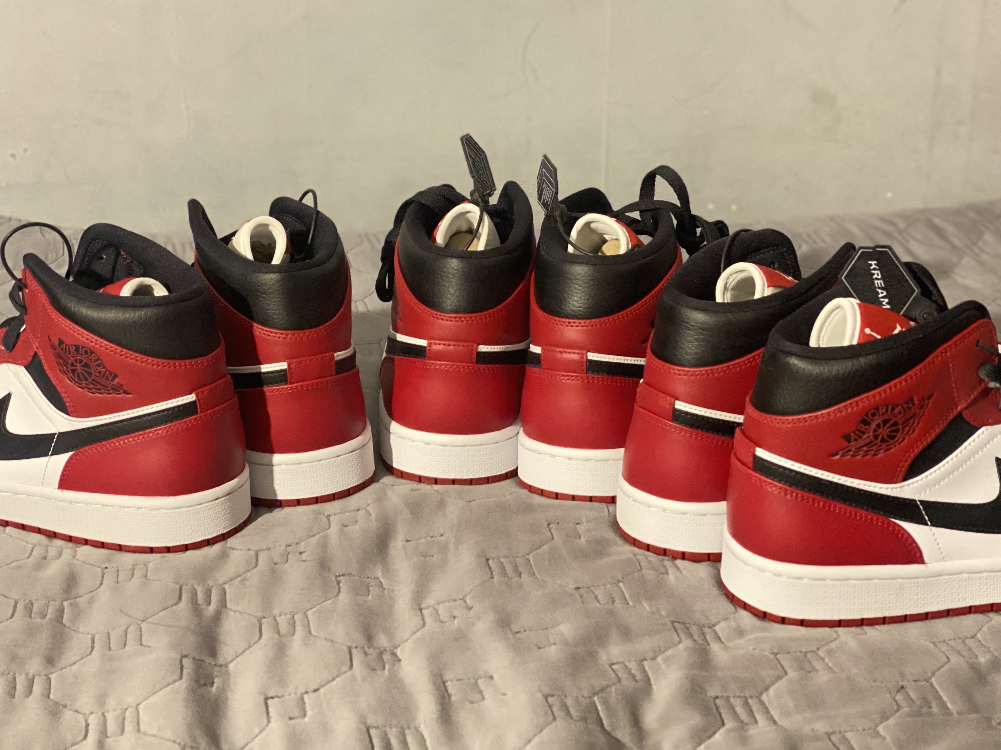 Jordan 1 Mid Chicago 2020 착용 스타일 - 1