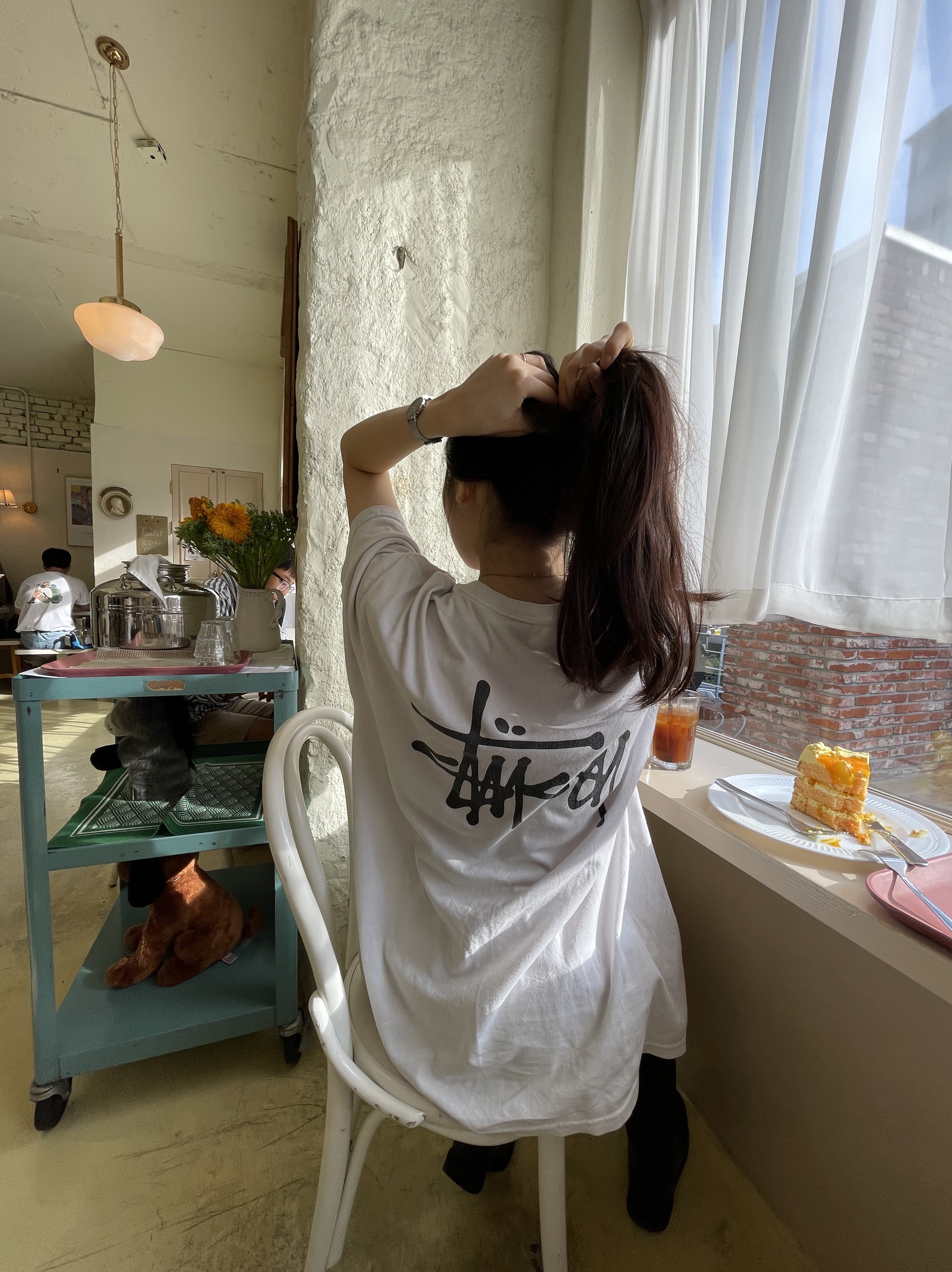 Stussy Basic Stussy T-Shirt White 2021 착용 스타일 - 2