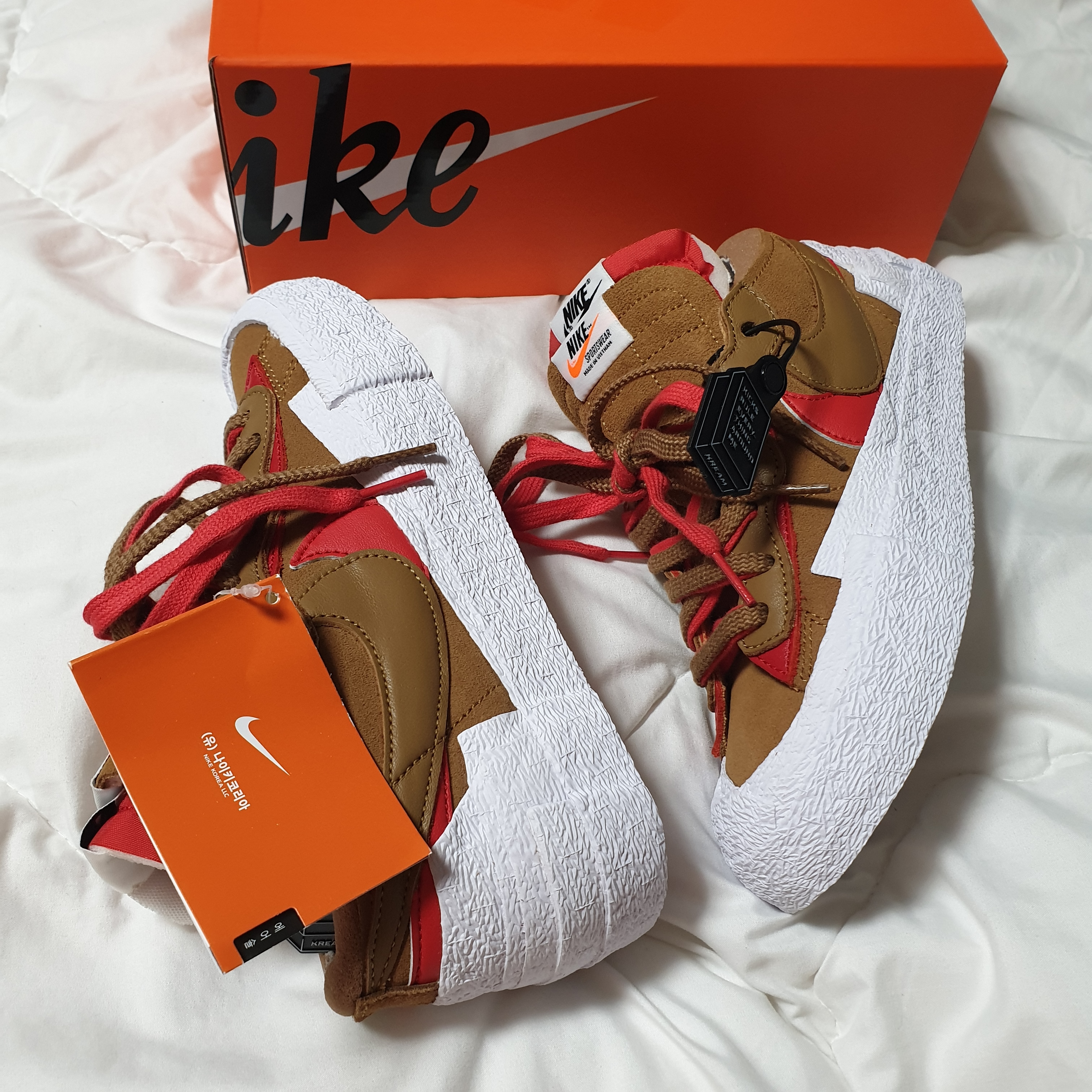 Nike x Sacai Blazer Low British Tan 착용 스타일 - 2