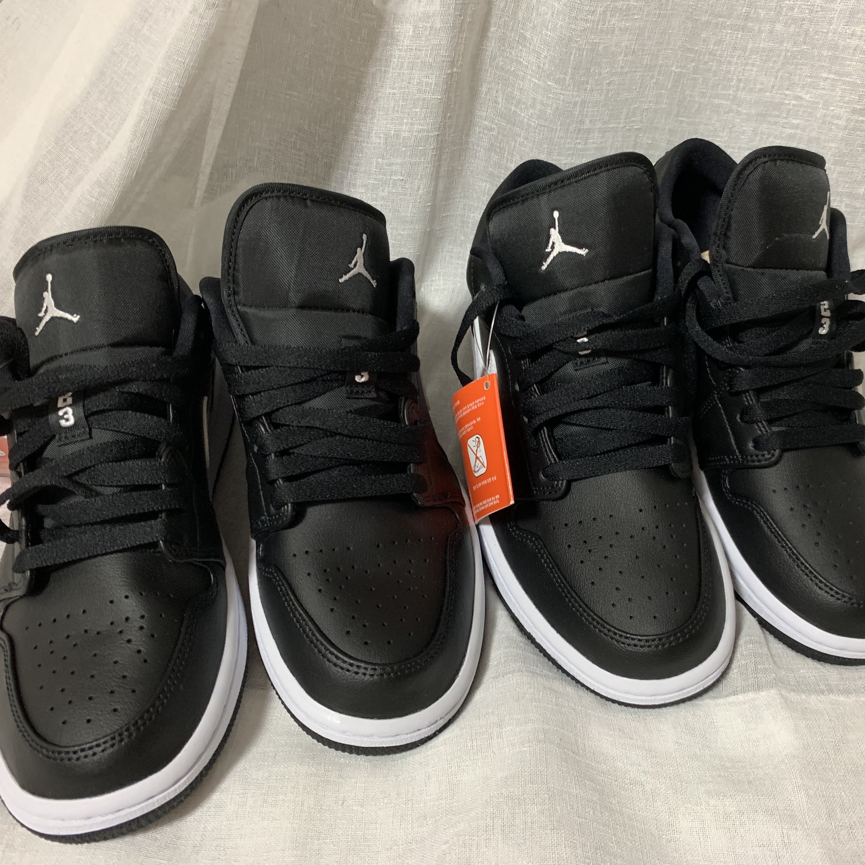 (W) Jordan 1 Low Black White 착용 스타일