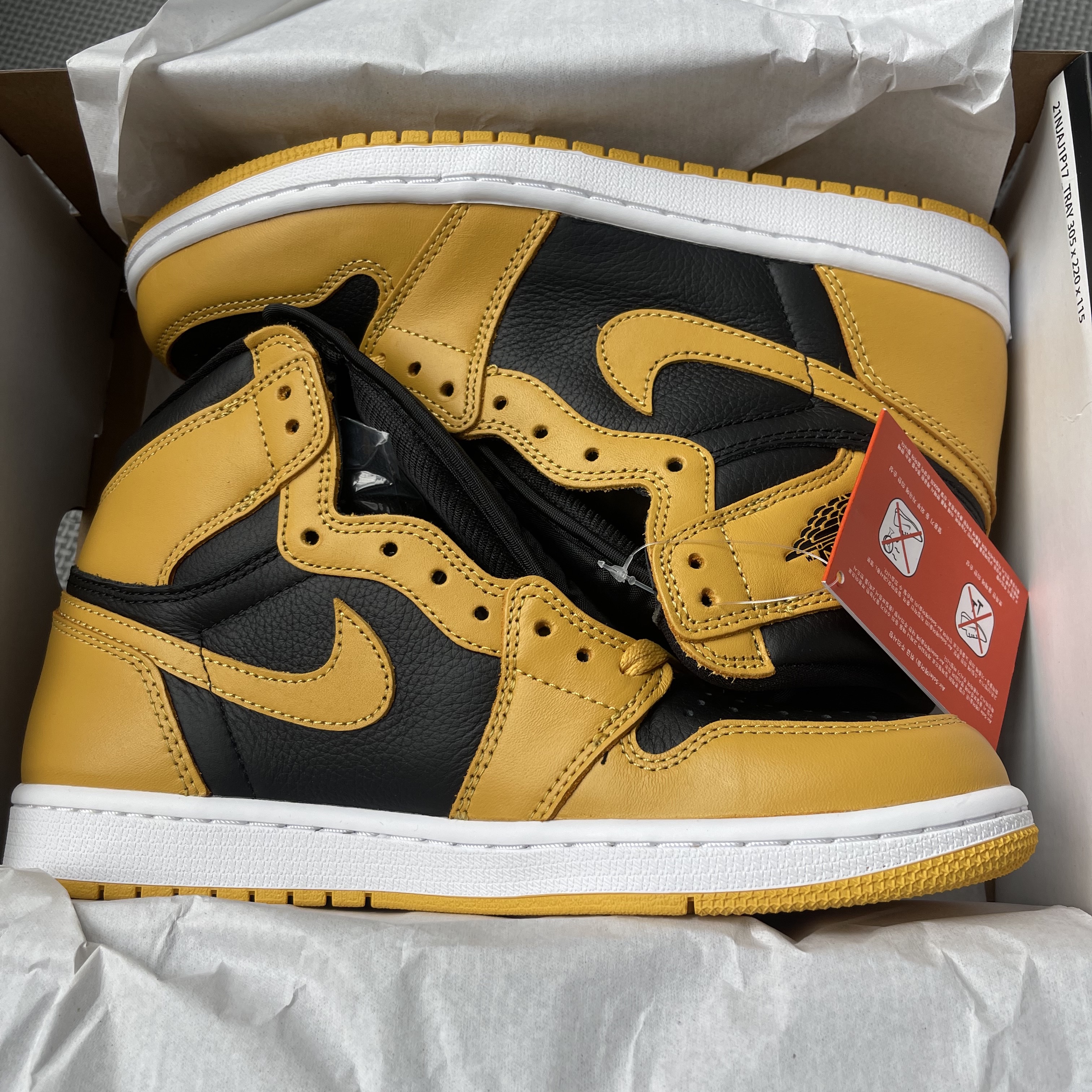 Jordan 1 Retro High OG Pollen 착용 스타일 - 2