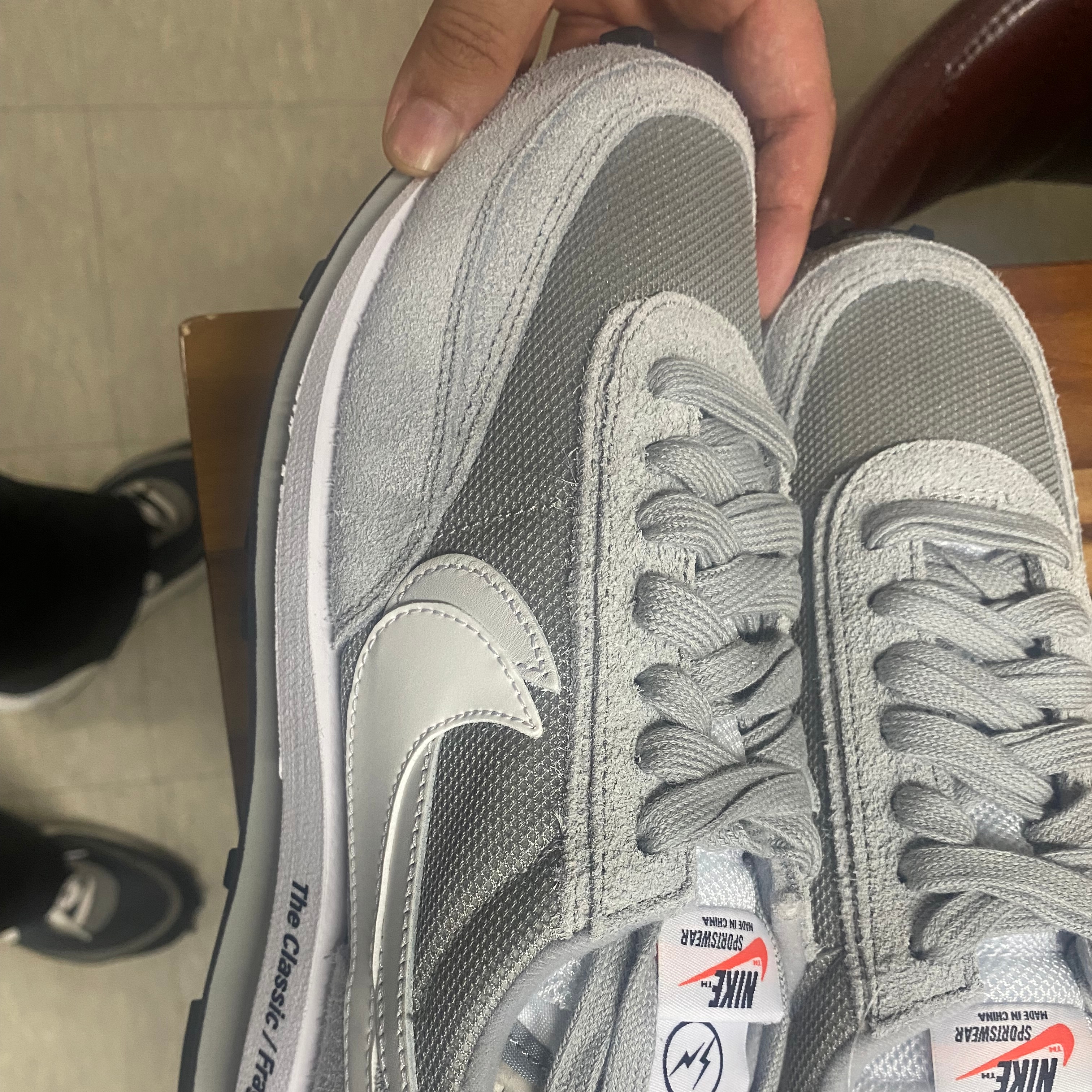 Nike x Sacai x Fragment LDWaffle Light Smoke Grey, Nike x Sacai LDWaffle Black 착용 스타일 - 2