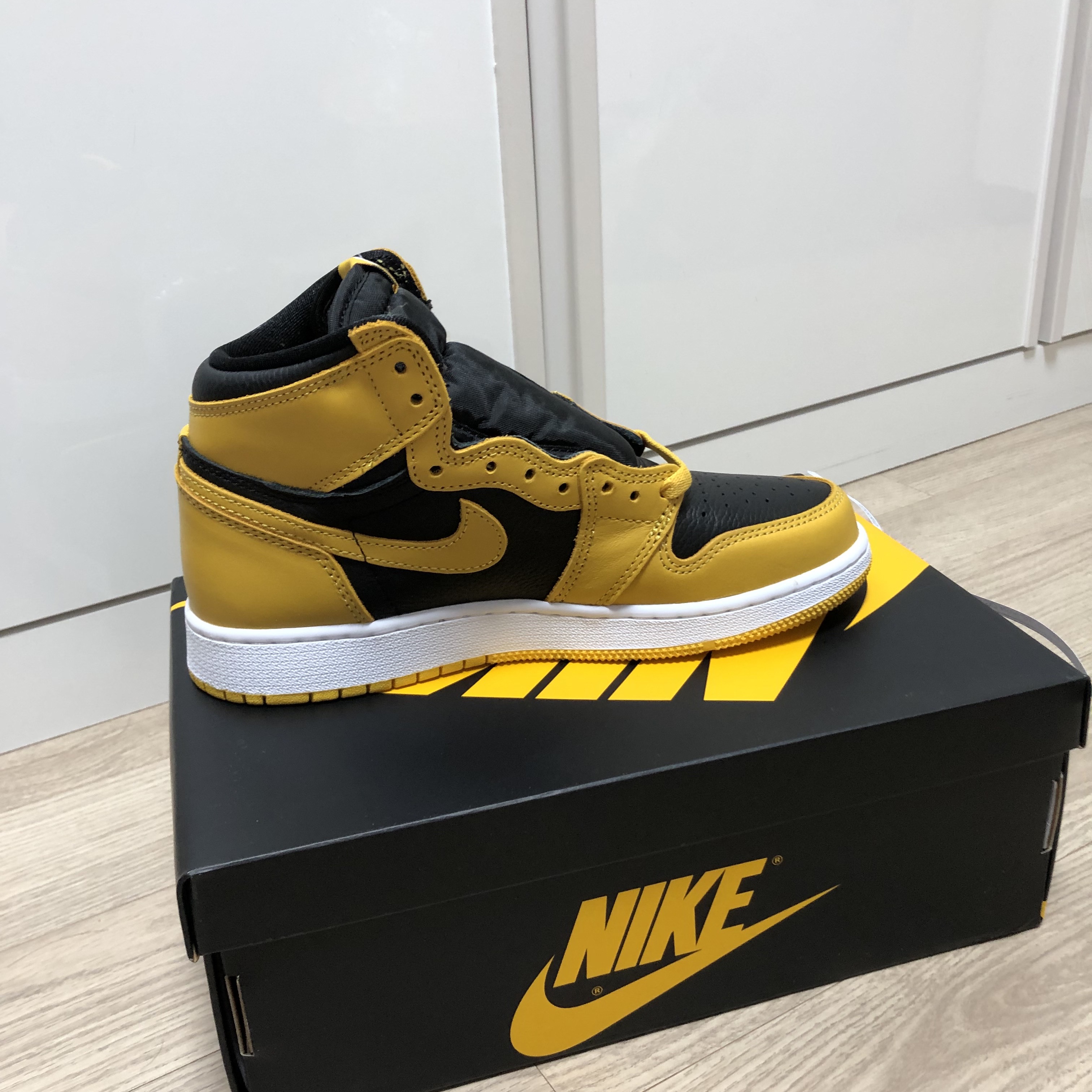 (GS) Jordan 1 Retro High OG Pollen 착용 스타일