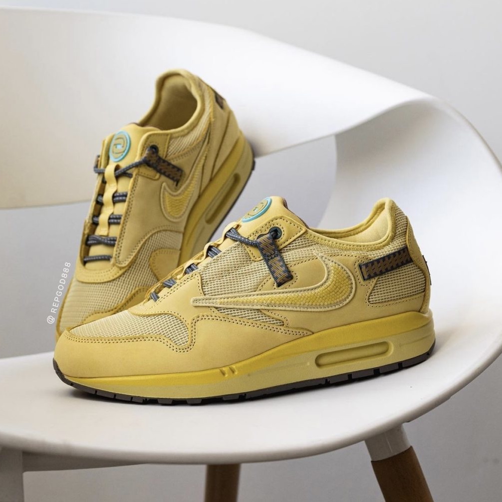 Nike x Travis Scott Air Max 270 React Cactus Trails 착용 스타일 - 2