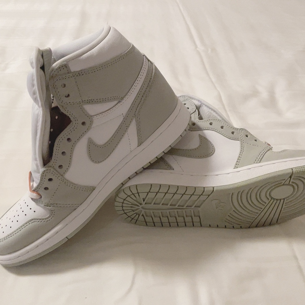 (W) Jordan 1 Retro High OG Seafoam 착용 스타일
