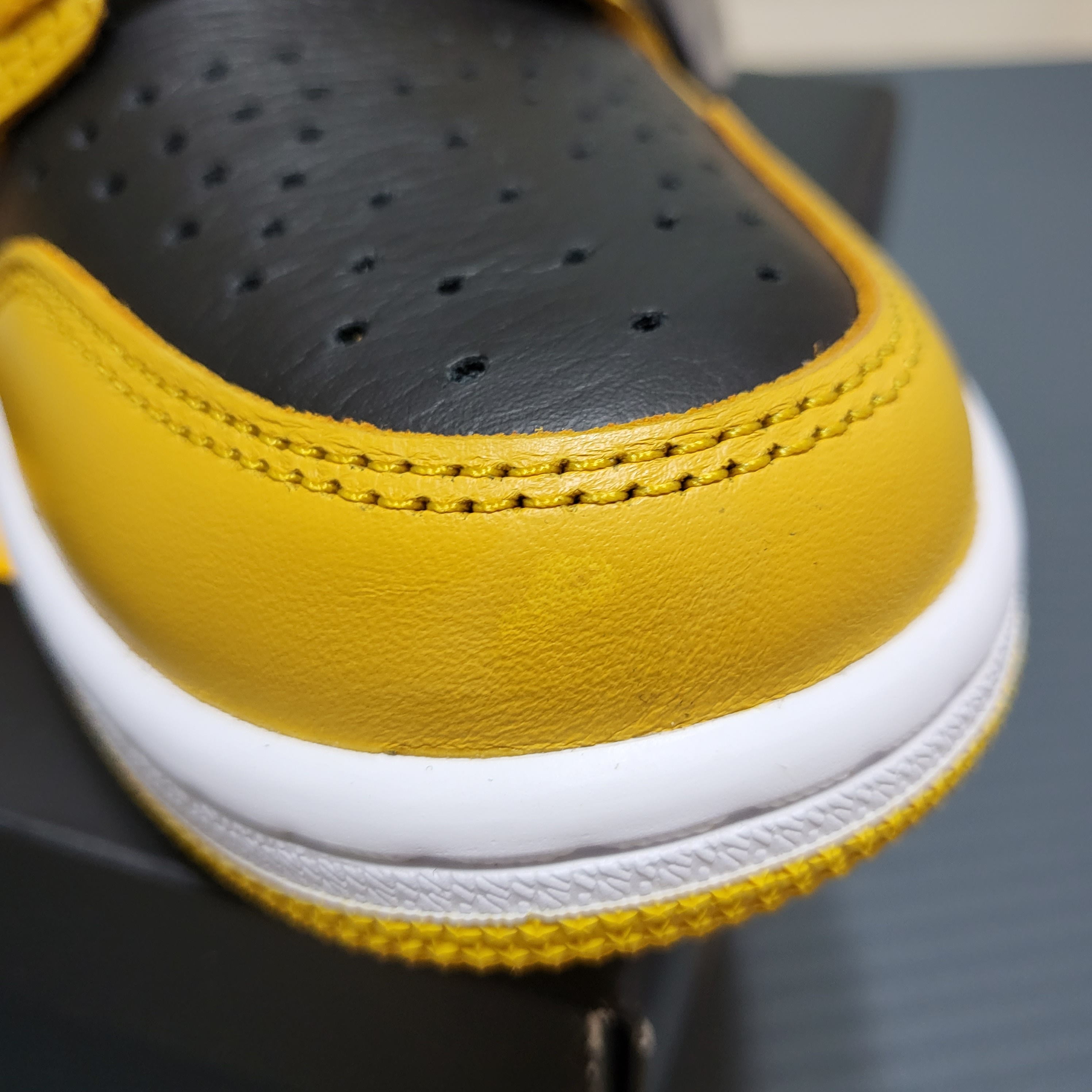 Jordan 1 Retro High OG Pollen 착용 스타일 - 2