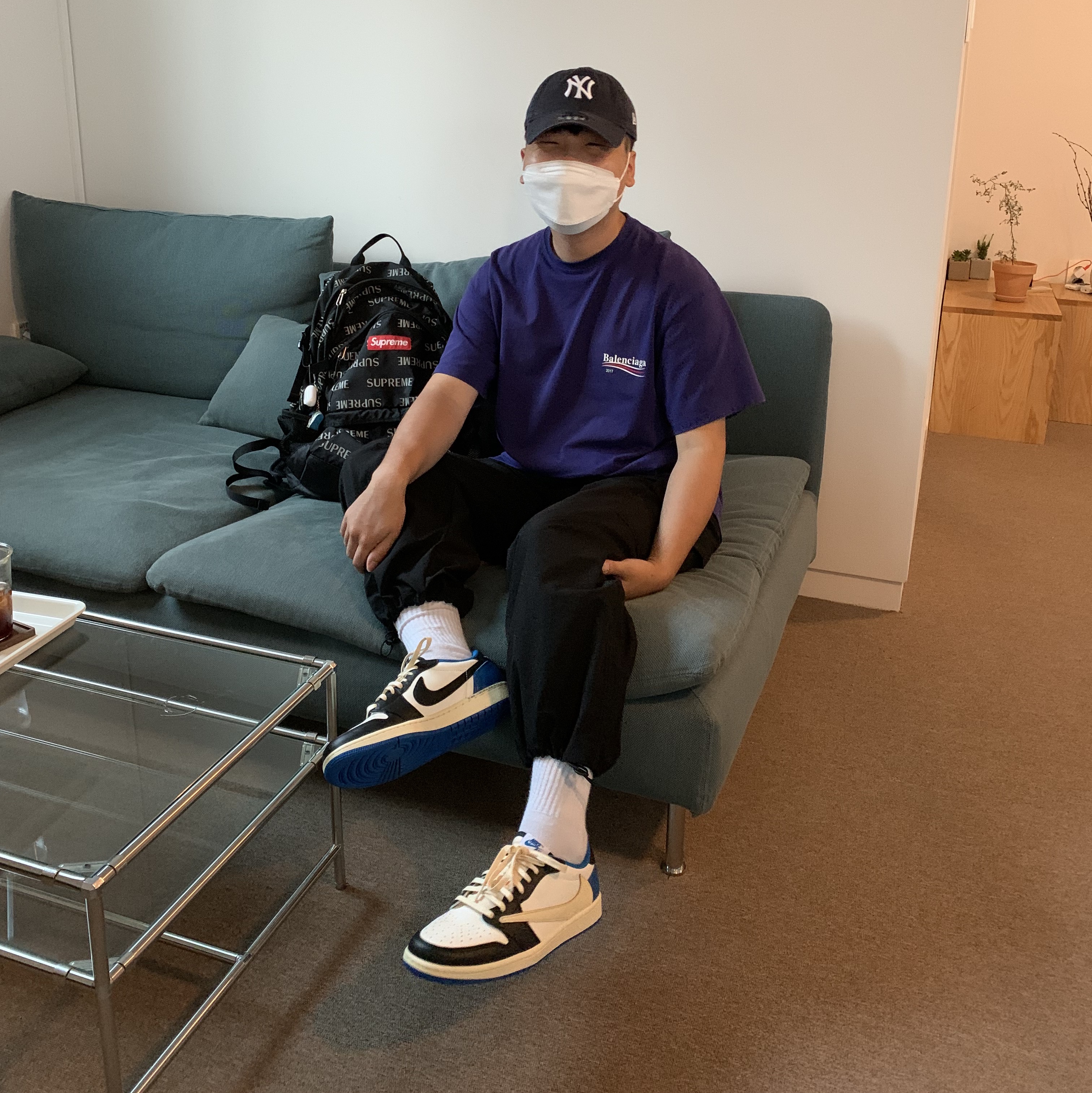 Jordan 1 x Travis Scott x Fragment Retro Low OG SP Military Blue 착용 스타일