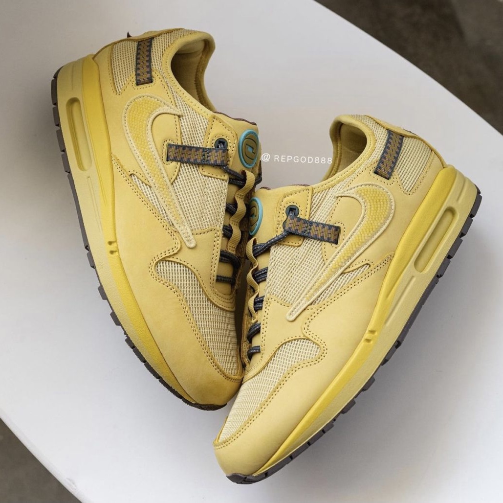 Nike x Travis Scott Air Max 270 React Cactus Trails 착용 스타일 - 3