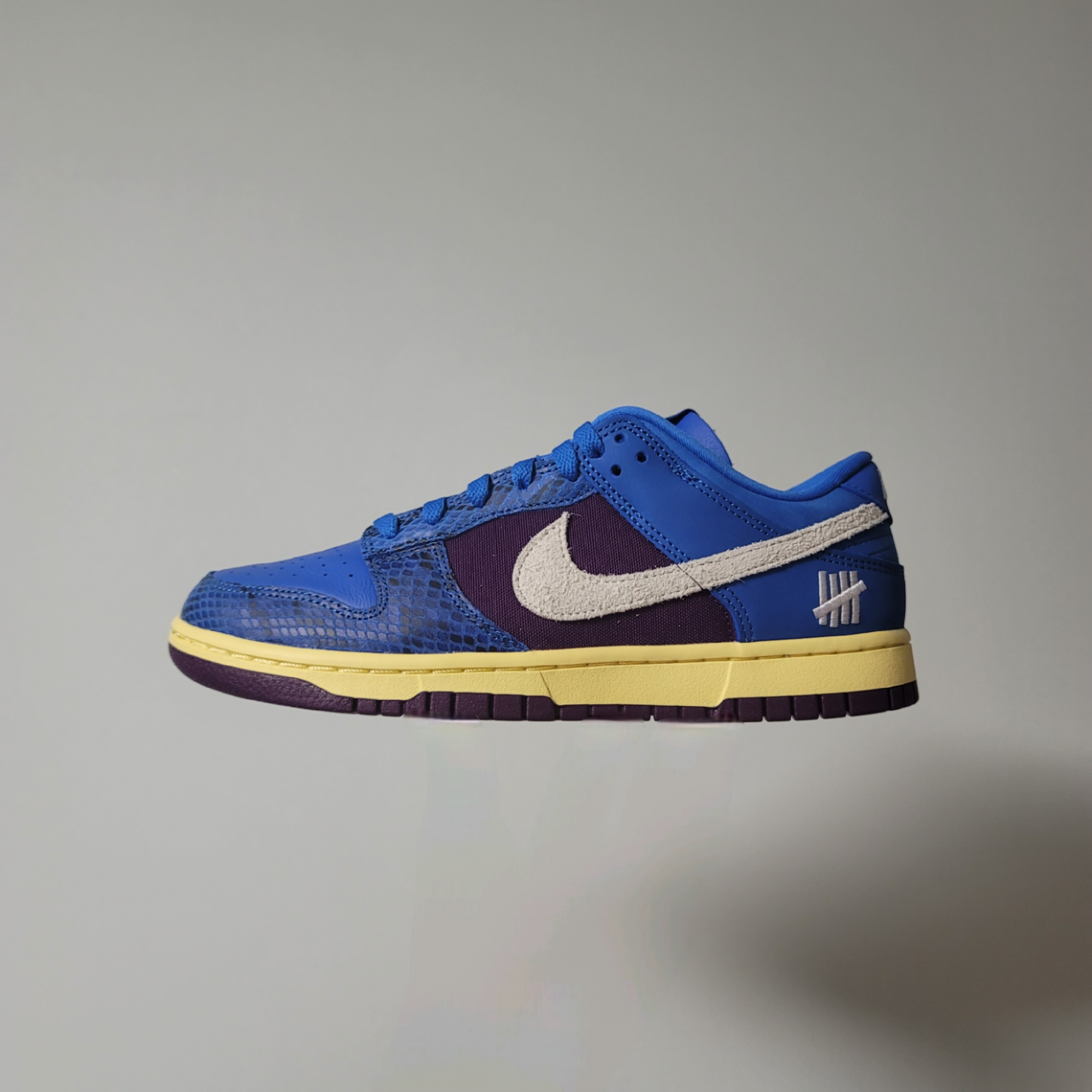 Nike x Undefeated Dunk Low SP 5 On It 착용 스타일 - 1
