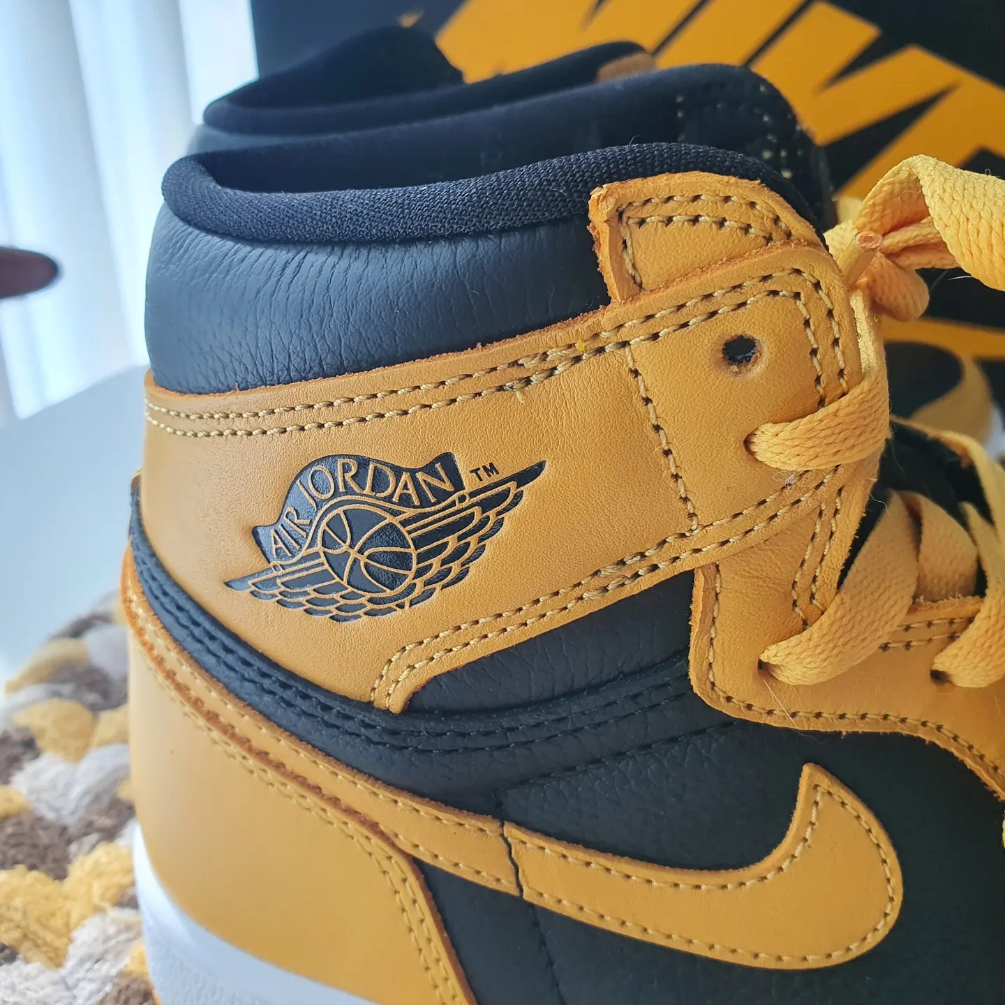 Jordan 1 Retro High OG Pollen 착용 스타일 - 2