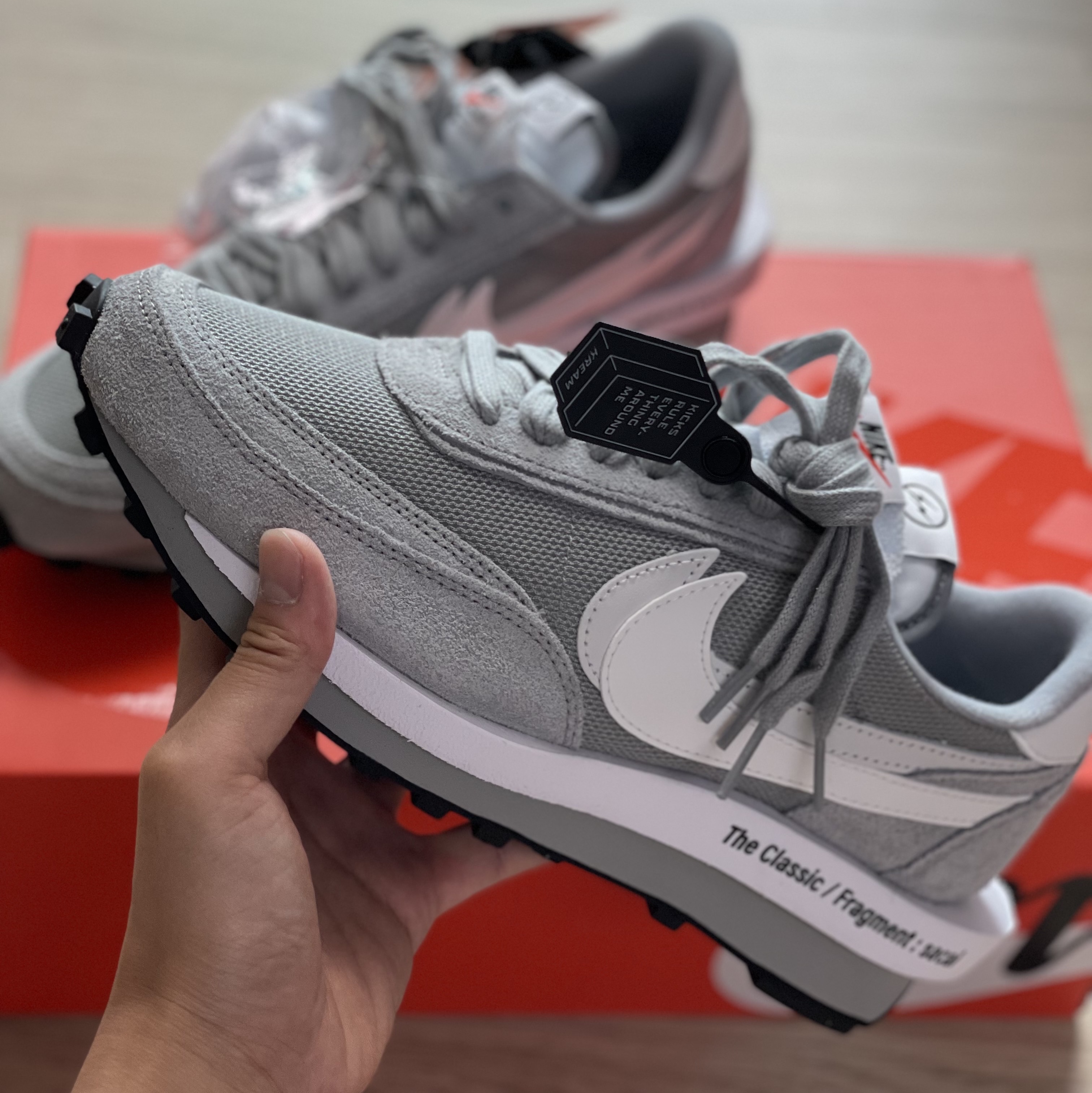 Nike x Sacai x Fragment LDWaffle Light Smoke Grey 착용 스타일