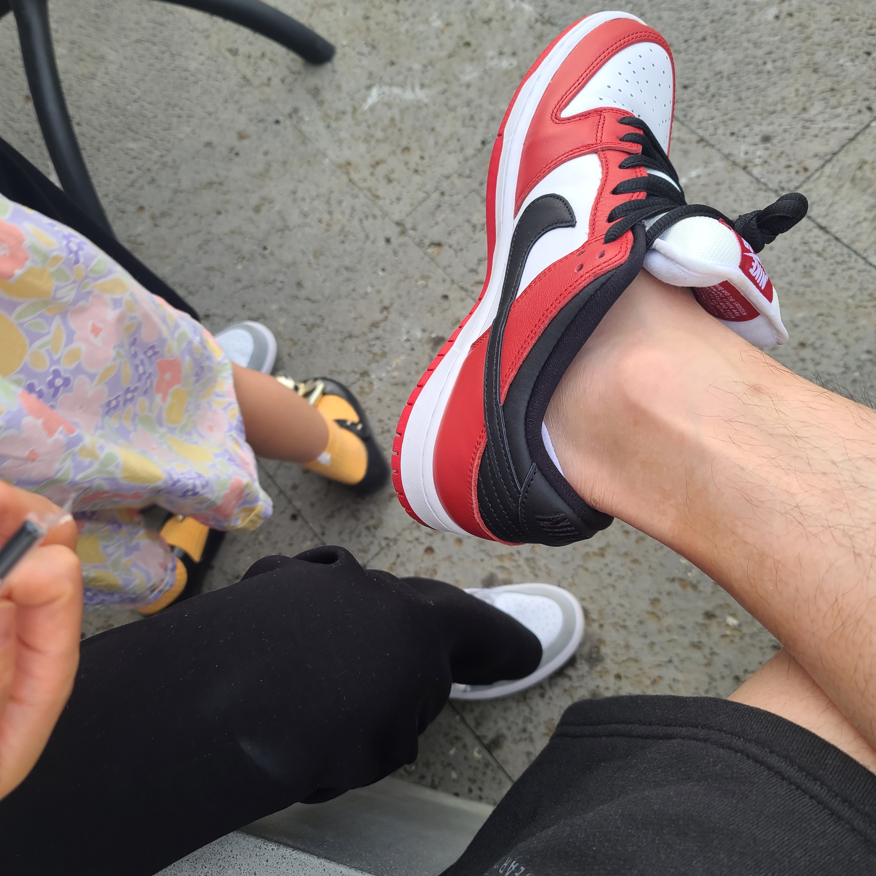 Jordan 1 x Travis Scott x Fragment Retro Low OG SP Military Blue, Nike SB Dunk Low Pro Chicago 착용 스타일 - 3