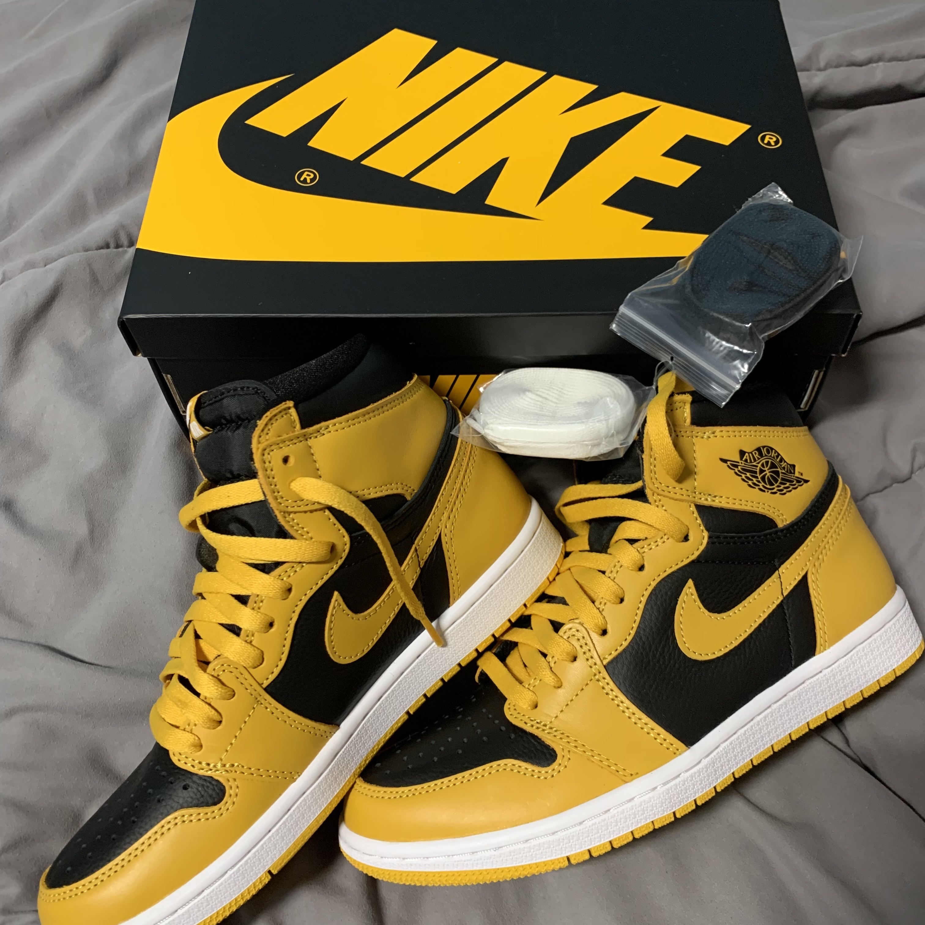 Jordan 1 Retro High OG Pollen 착용 스타일
