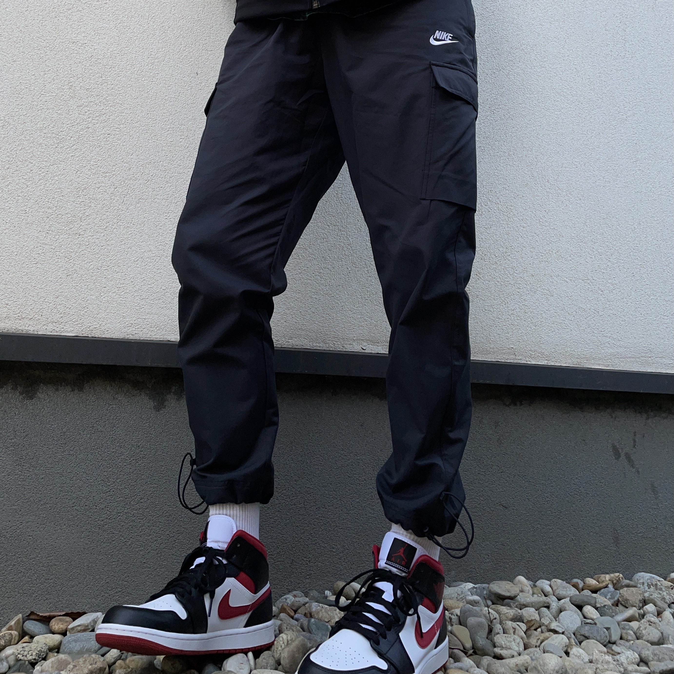 Jordan 1 Mid Gym Red Black White 착용 스타일