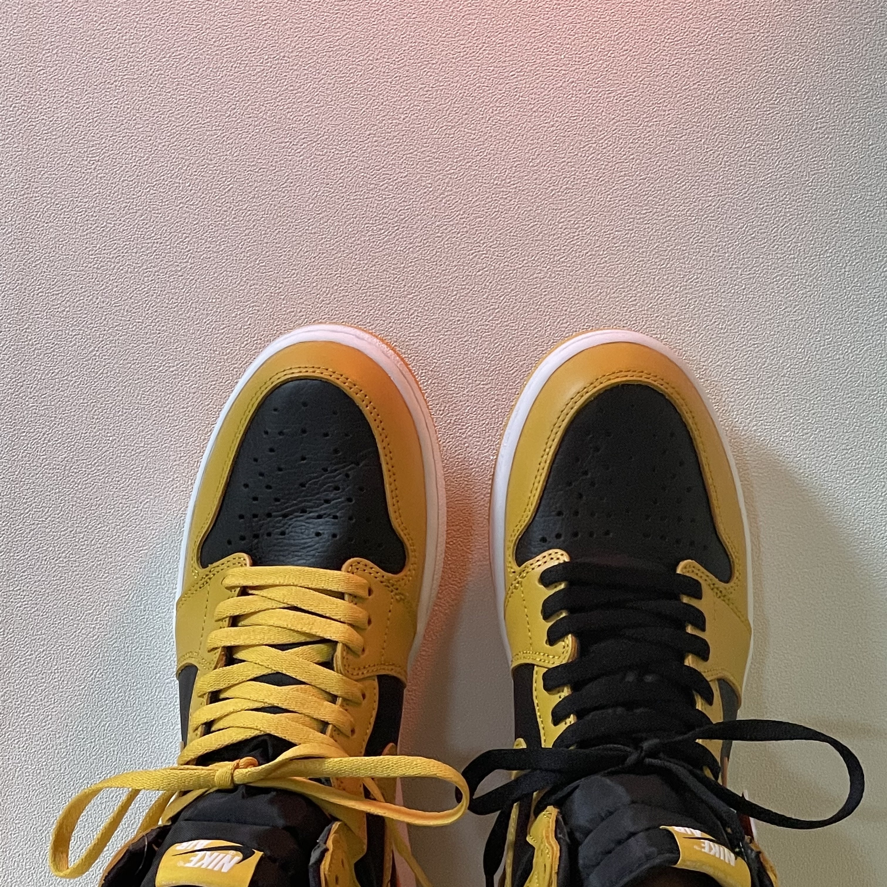 Jordan 1 Retro High OG Pollen 착용 스타일 - 3