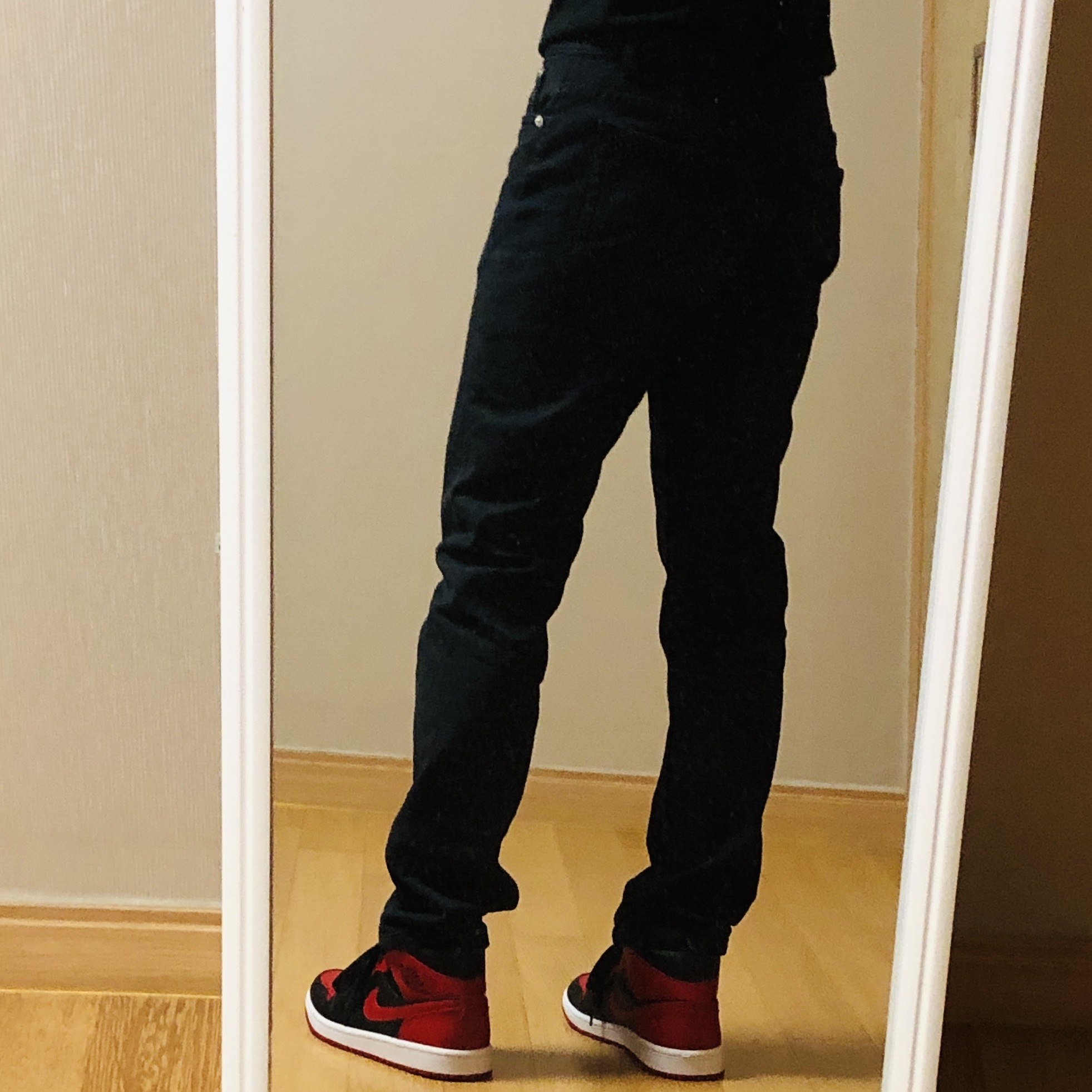 Jordan 1 Mid Bred Banned 2020 착용 스타일 - 3