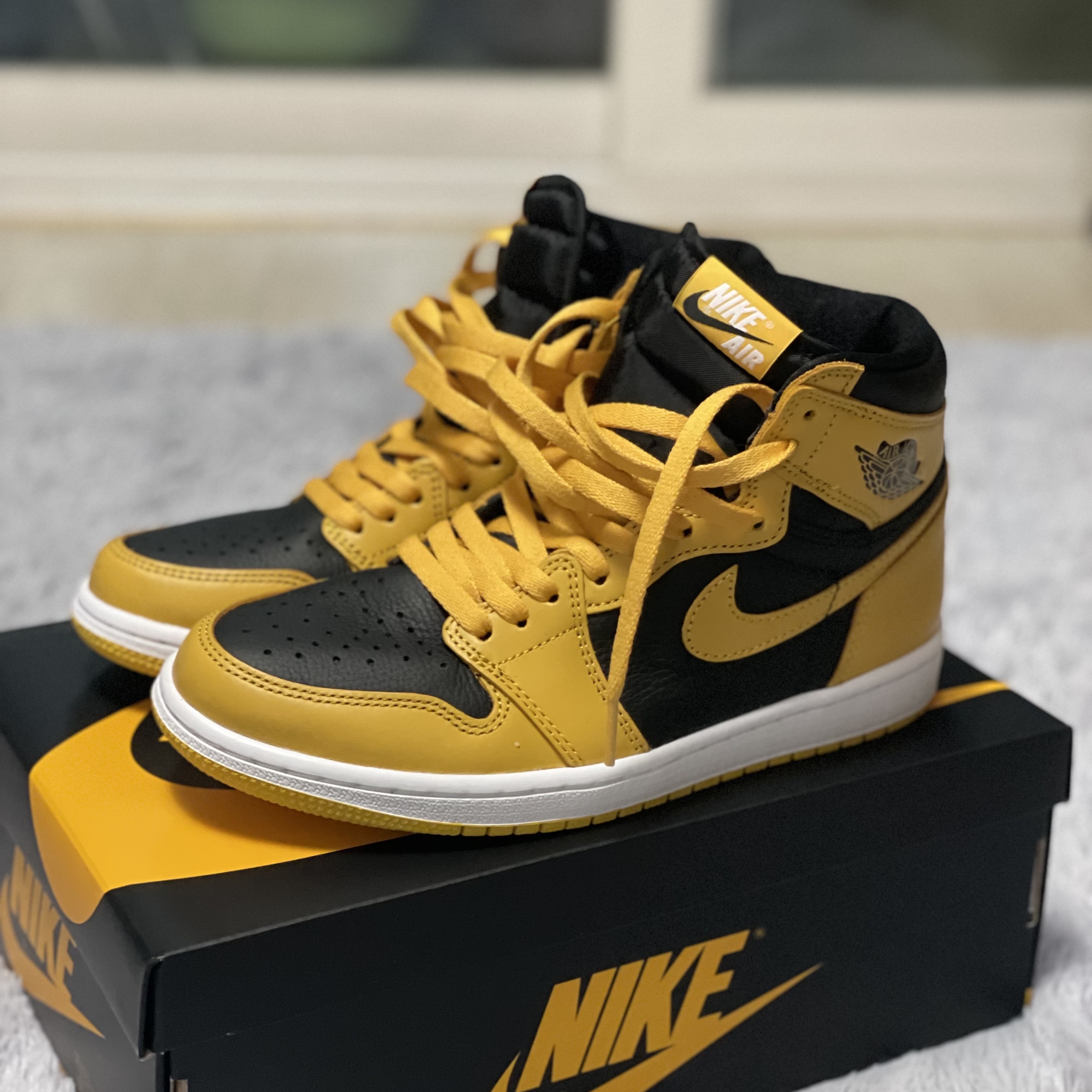 Jordan 1 Retro High OG Pollen 착용 스타일 - 1