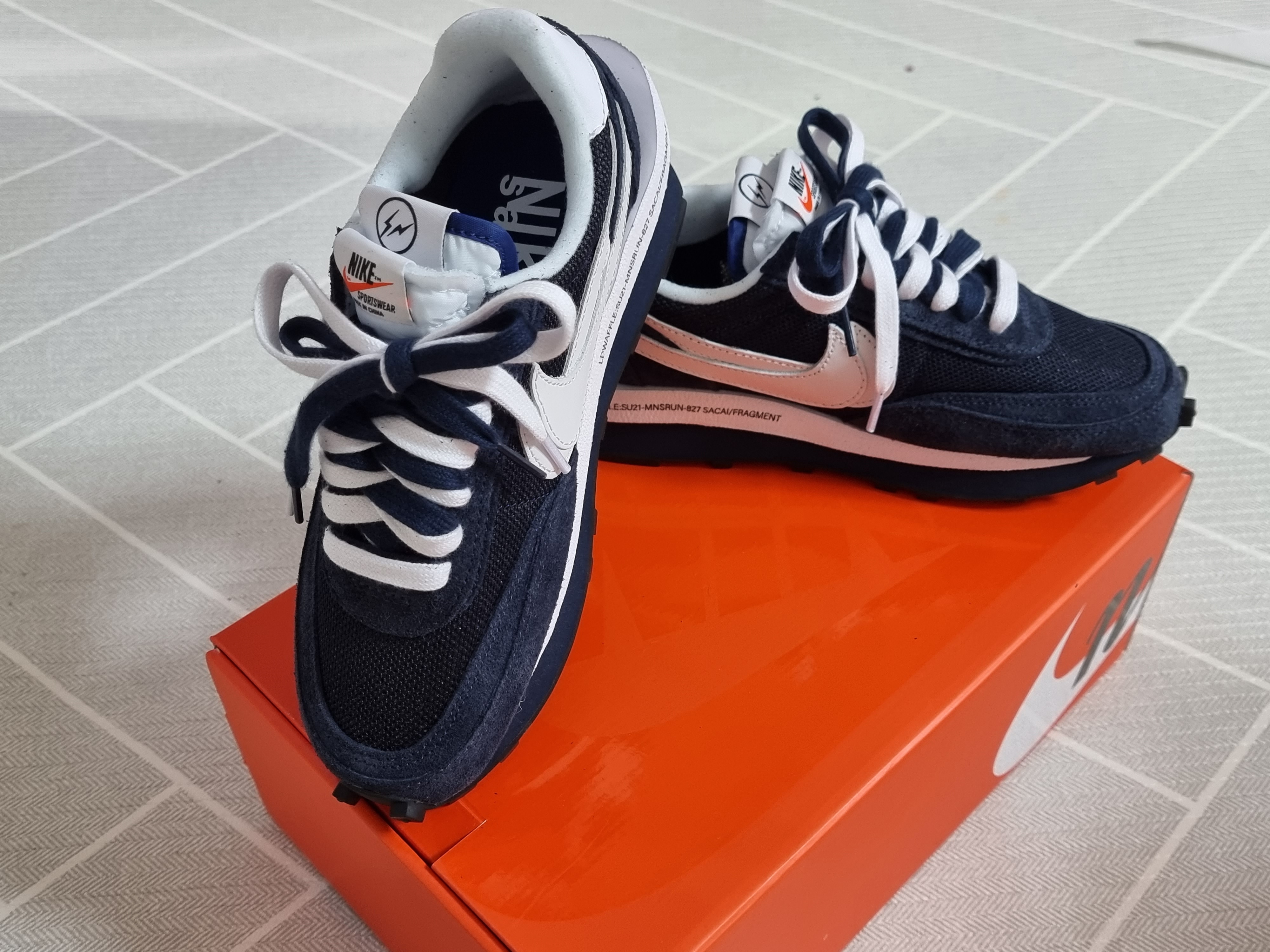 Nike x Sacai x Fragment LDWaffle Blackened Blue 착용 스타일 - 4