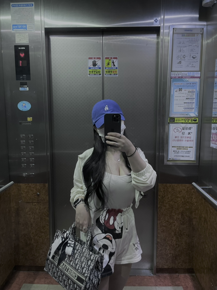 KREAM 프로필 이미지
