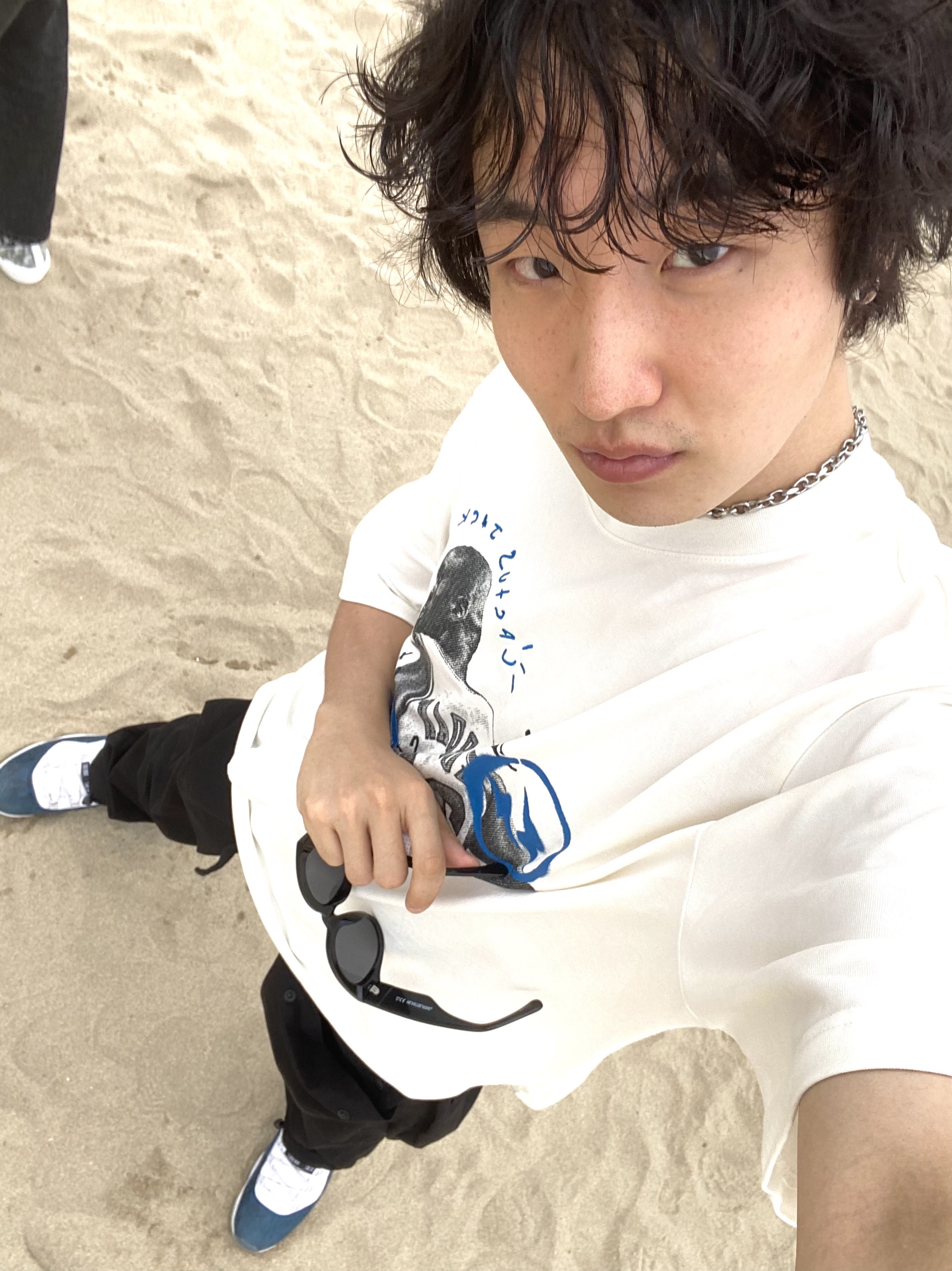 Jordan 11 Retro Low Navy Snakeskin 2019, Jordan x Travis Scott x Fragment T-Shirt Sail (DJ0619-133) 착용 스타일 - 1