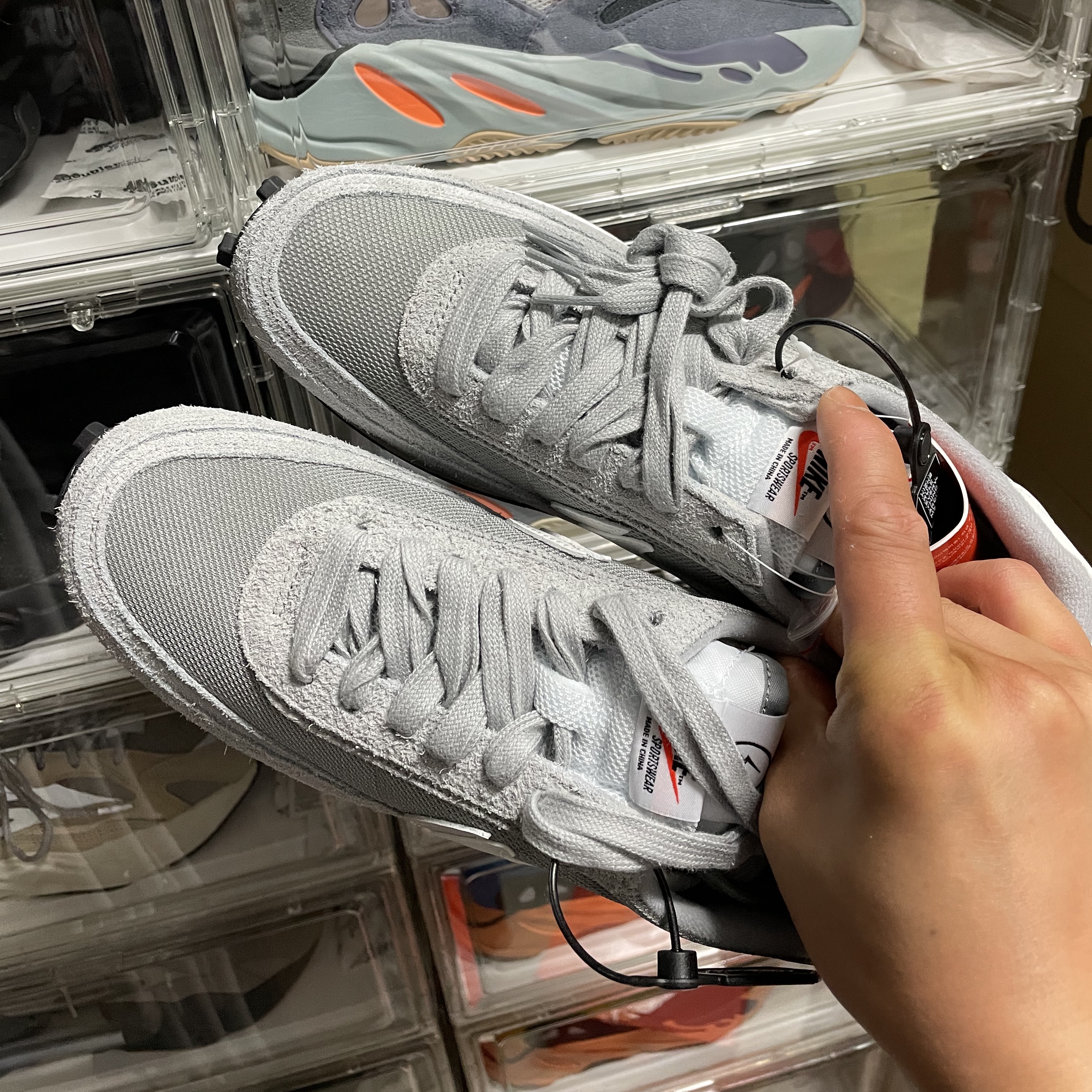 Nike x Sacai x Fragment LDWaffle Light Smoke Grey 착용 스타일 - 5