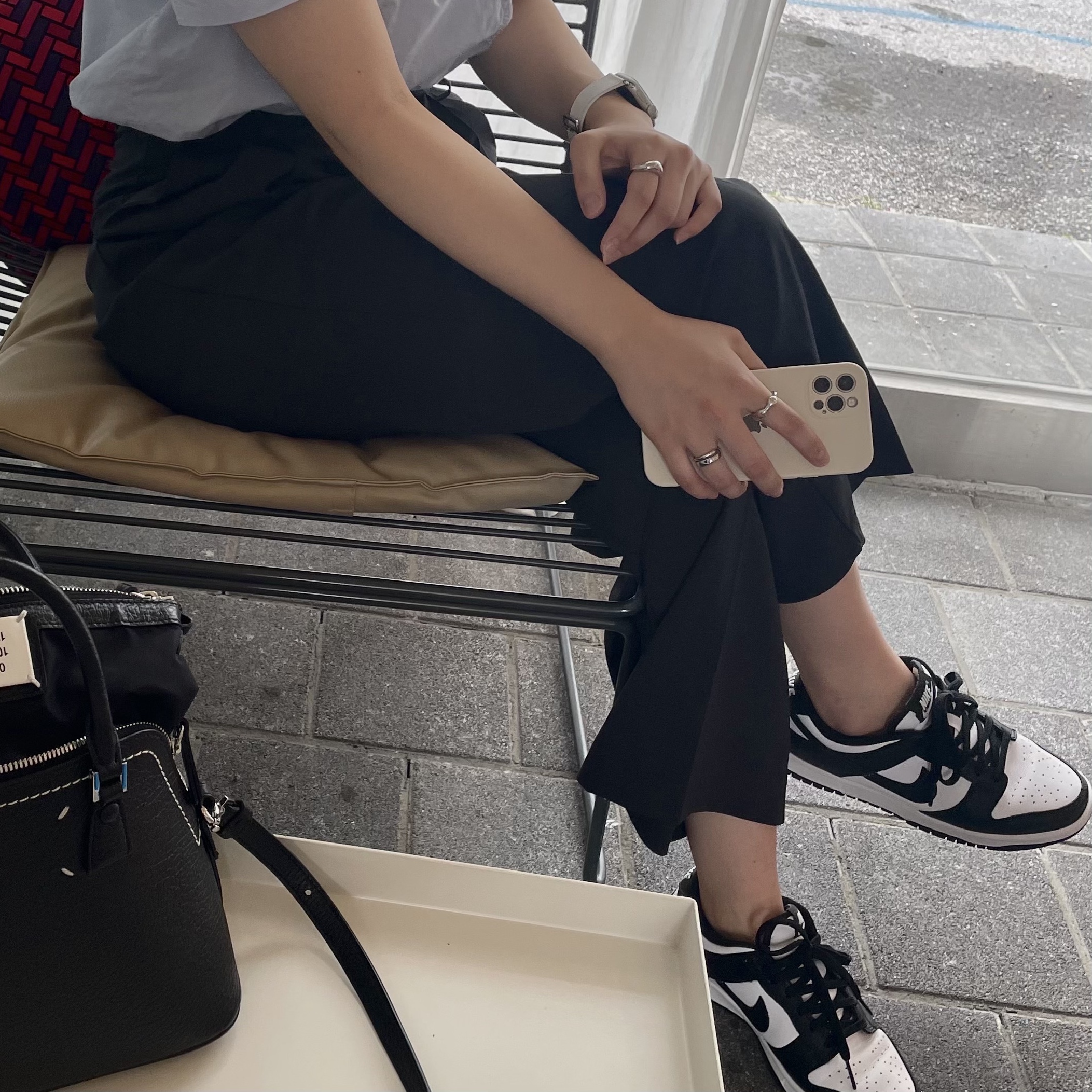 Nike Dunk Low Retro Black, (GS) Nike Dunk Low Black 착용 스타일 - 2