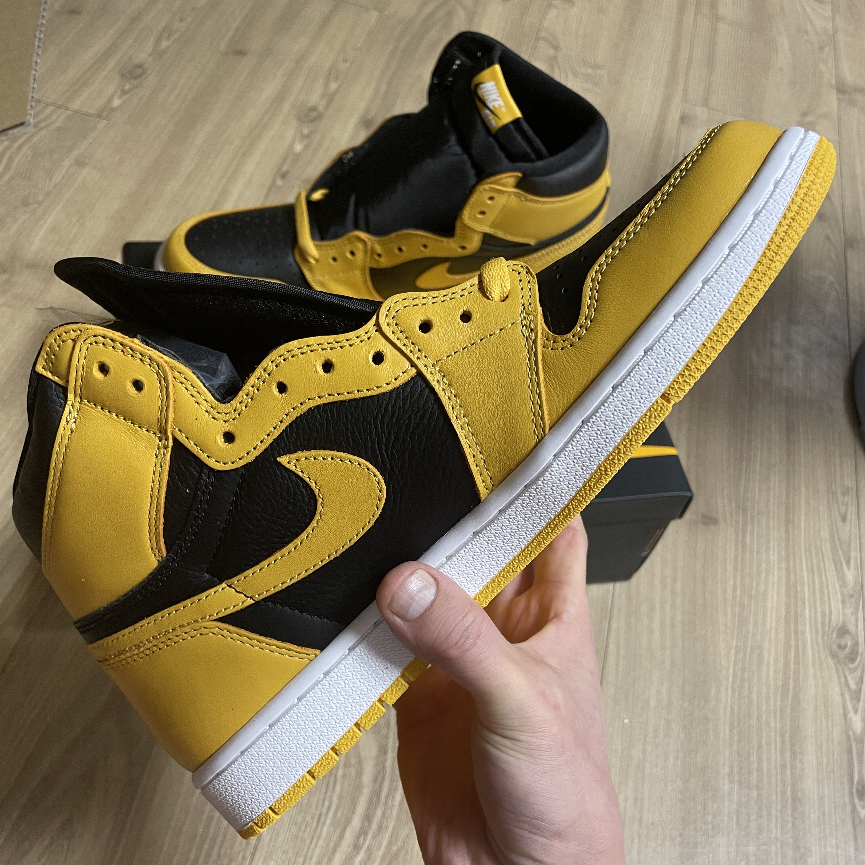 Jordan 1 Retro High OG Pollen 착용 스타일 - 3