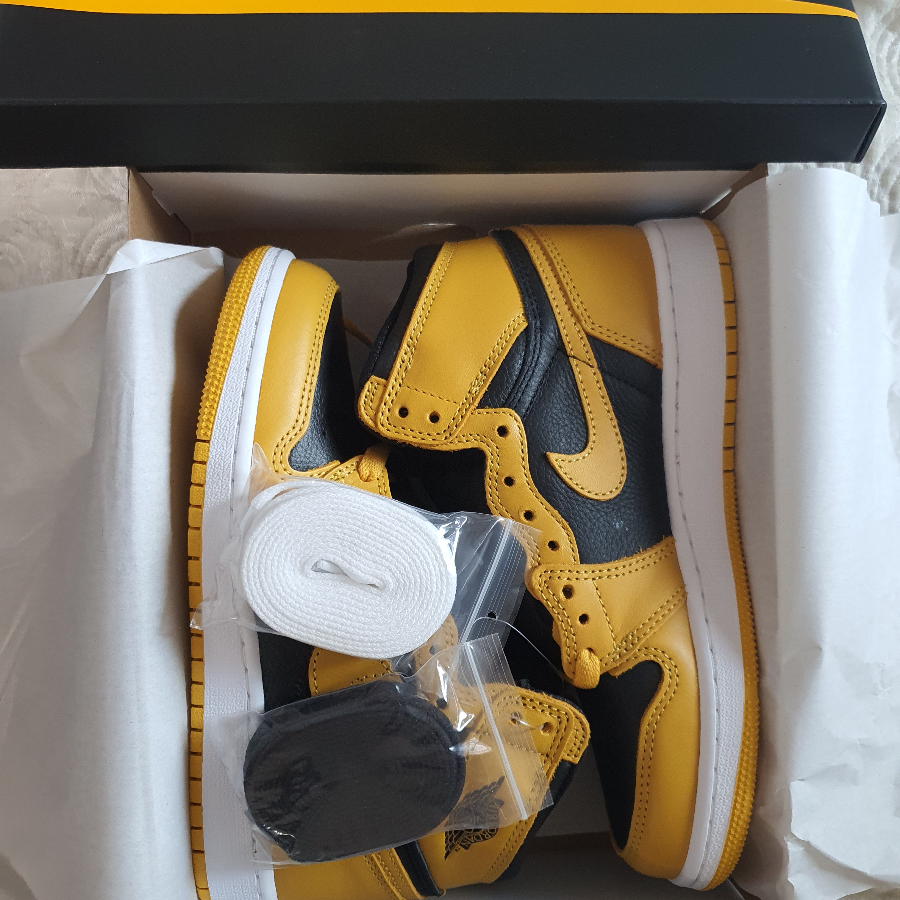 Jordan 1 Retro High OG Pollen 착용 스타일 - 3