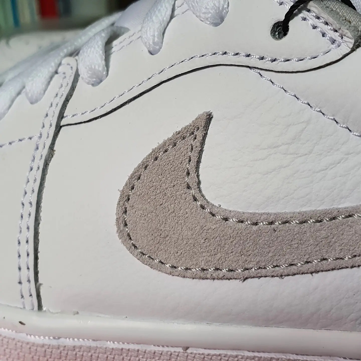 Jordan 1 Low OG Neutral Grey 착용 스타일 - 3