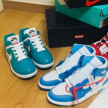 Nike x Supreme SB Air Force 2 Low Blue, Jordan 1 x Off-White Retro High University Blue 착용 스타일
