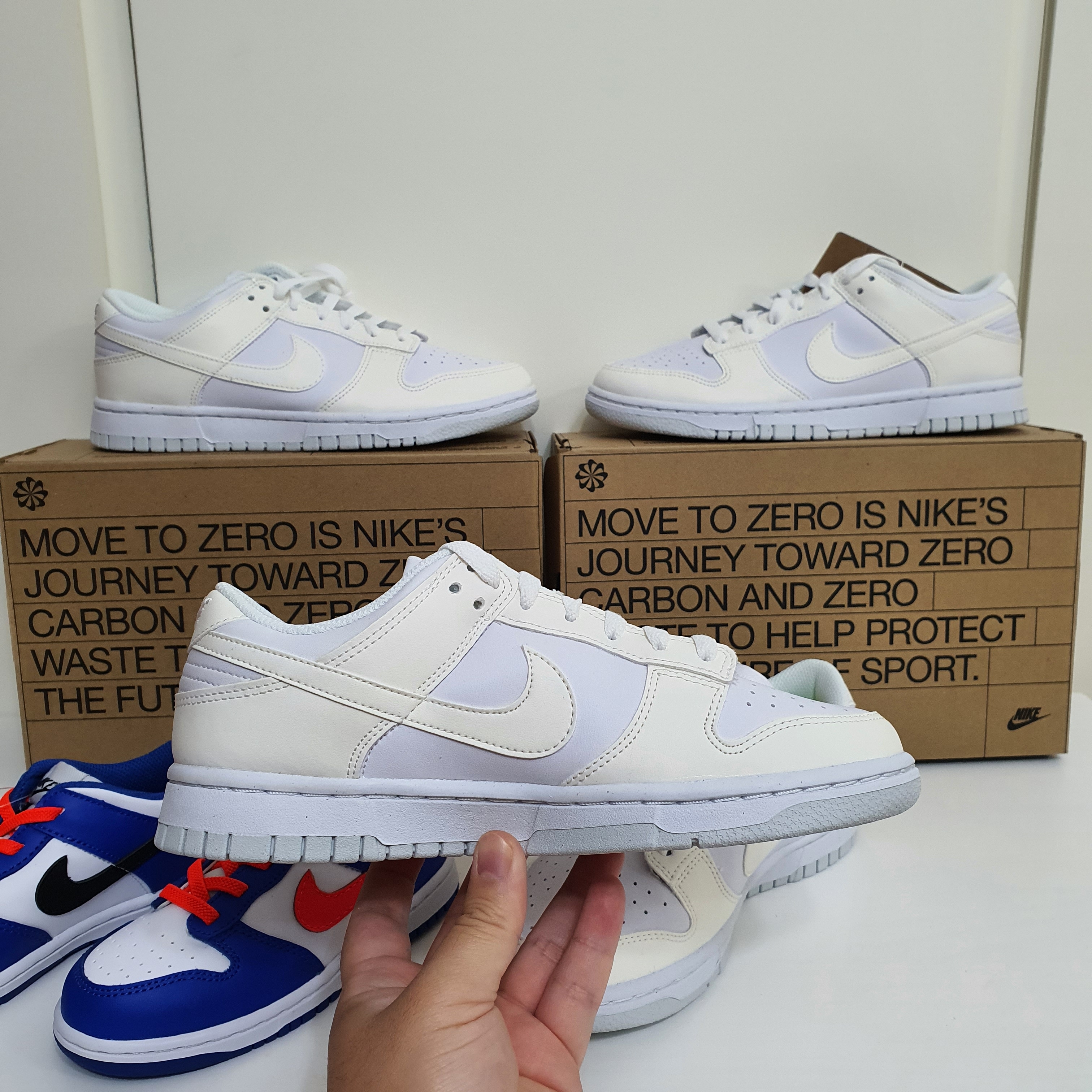 (W) Nike Dunk Low Next Nature Sail, (TD) Nike Dunk Low Bright Crimson Game Royal 착용 스타일 - 4