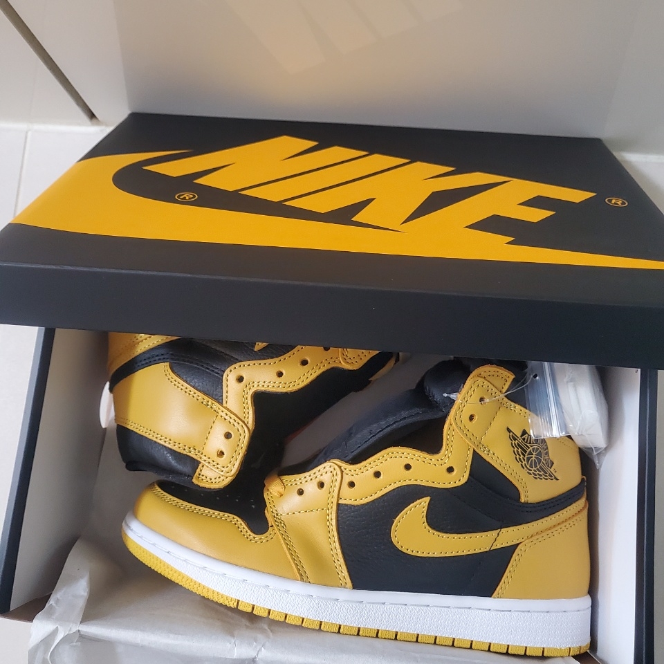 Jordan 1 Retro High OG Pollen 착용 스타일