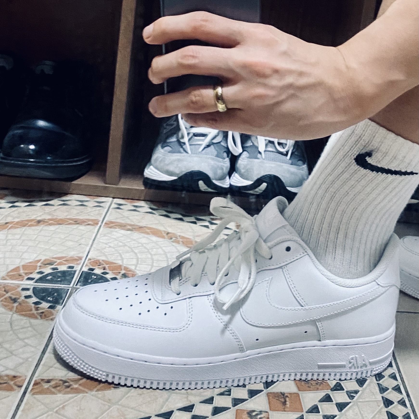 Nike Air Force 1 '07 Low White 착용 스타일 - 1