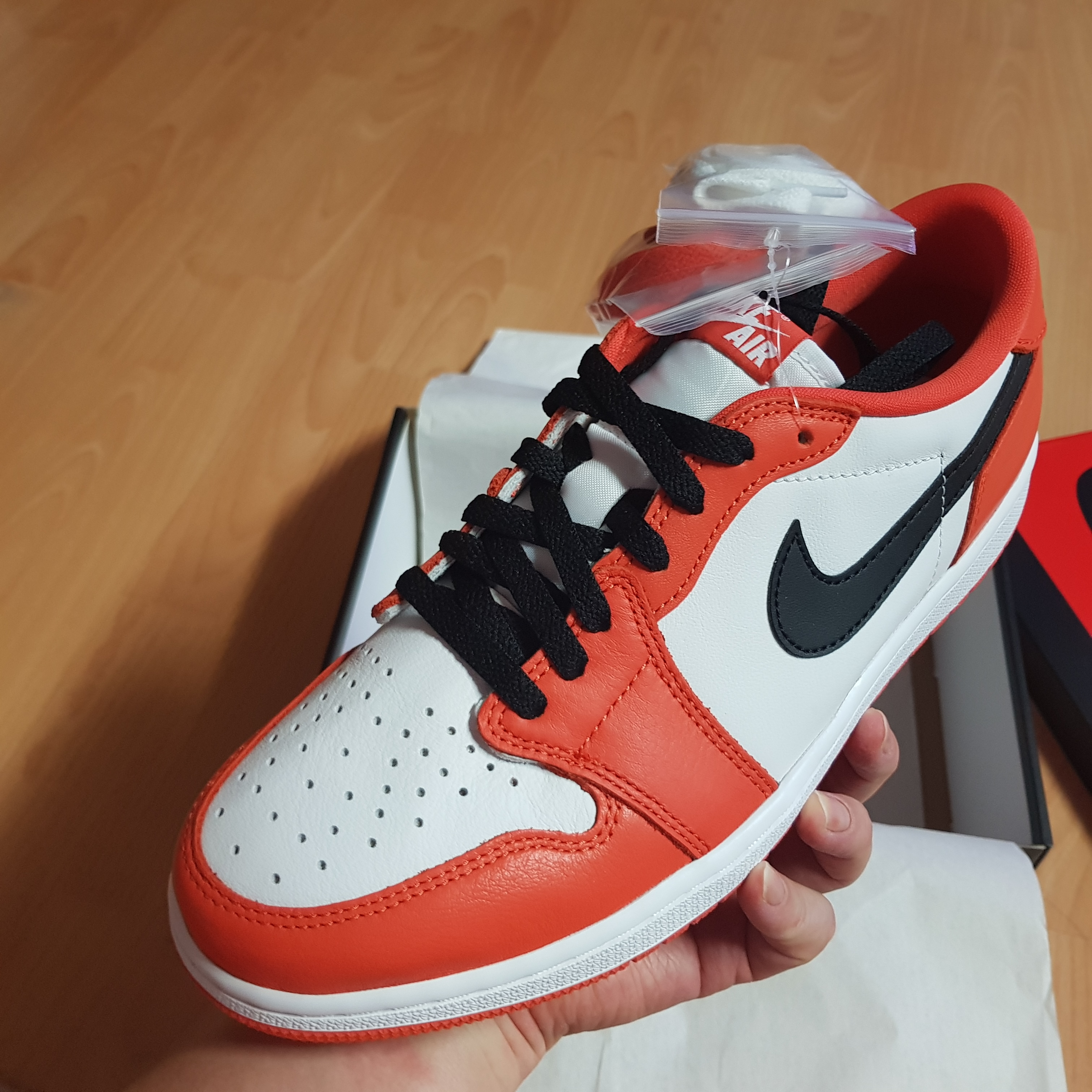 Jordan 1 Low OG Starfish 착용 스타일 - 2